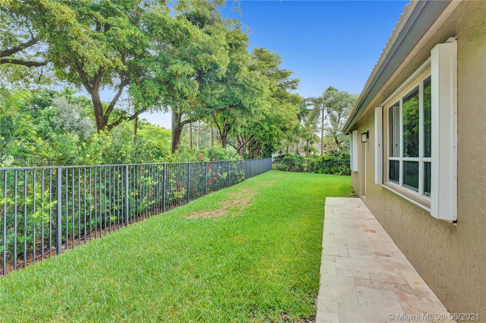 Weston Hills Country Club - Residential