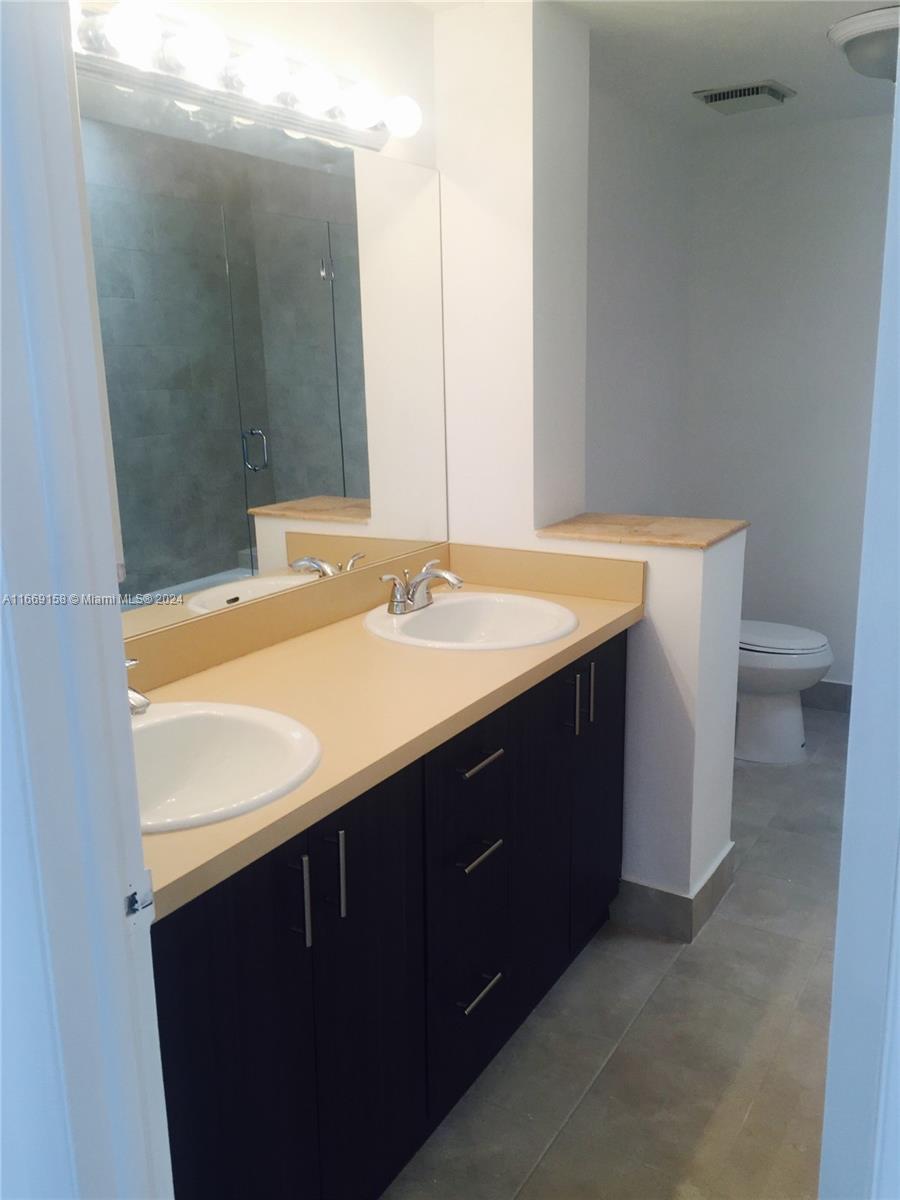 BAY TREE PATIO HOMES COND - Residential