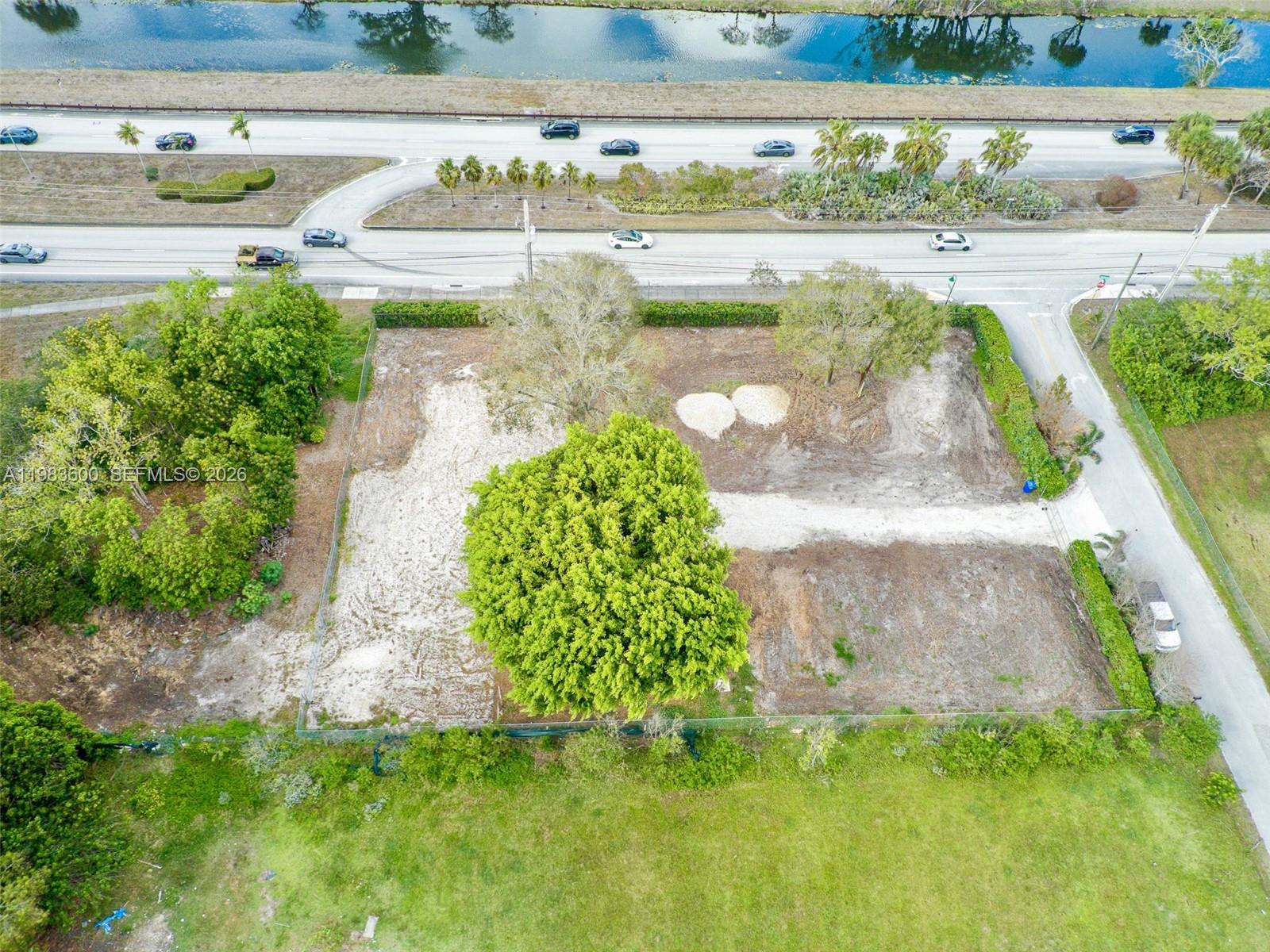 SOUTHWEST RANCHES - Land