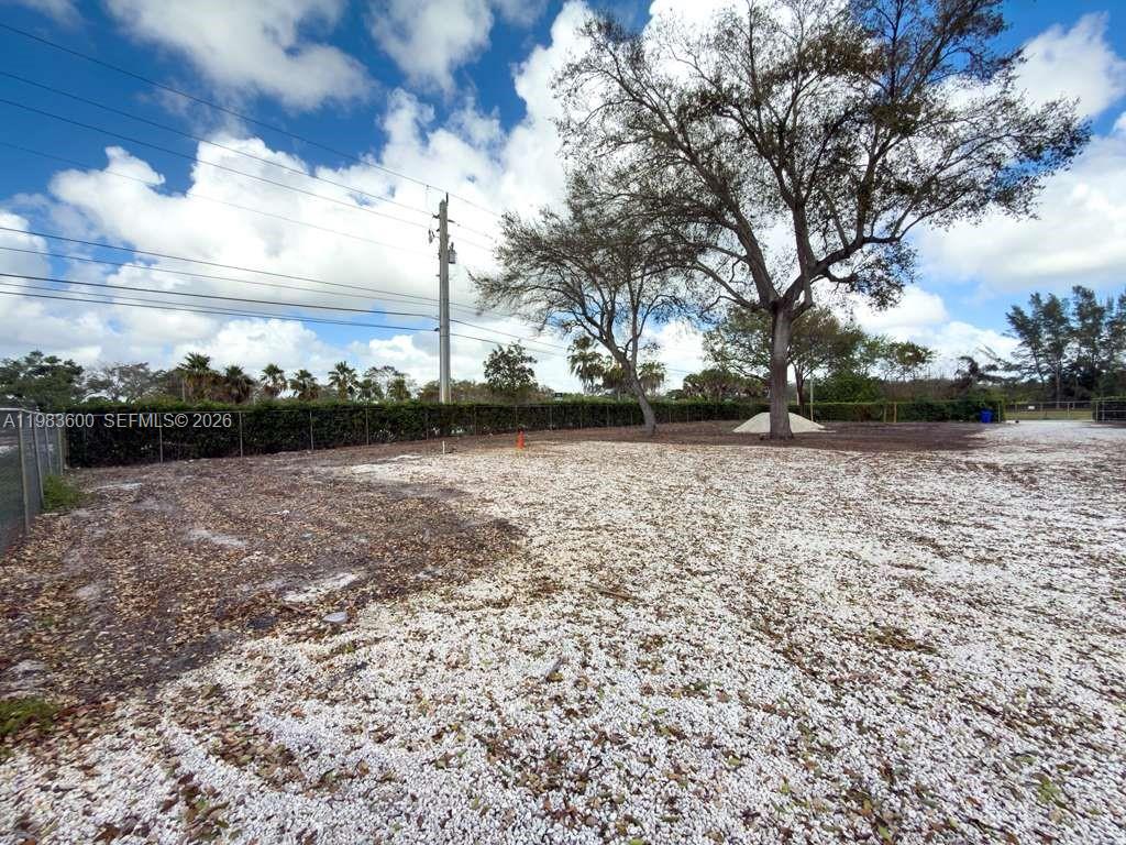 SOUTHWEST RANCHES - Land