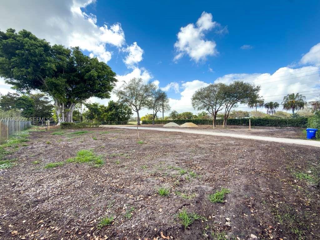 SOUTHWEST RANCHES - Land