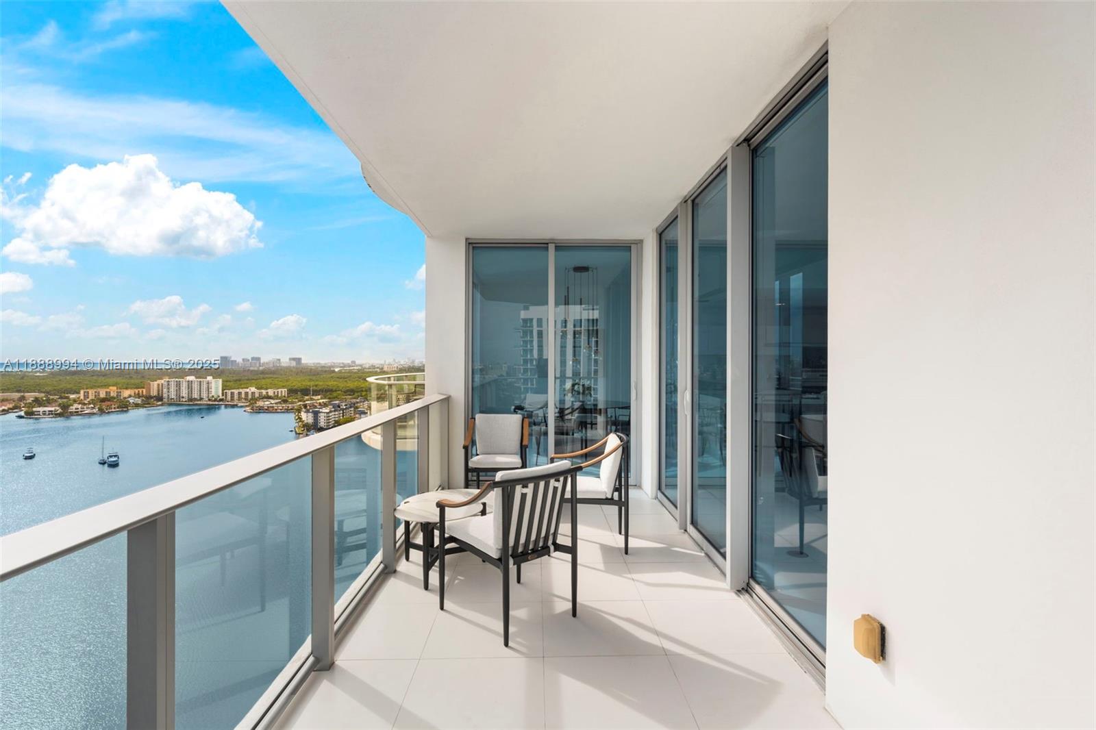 MARINA PALMS RESIDENCES S - Residential