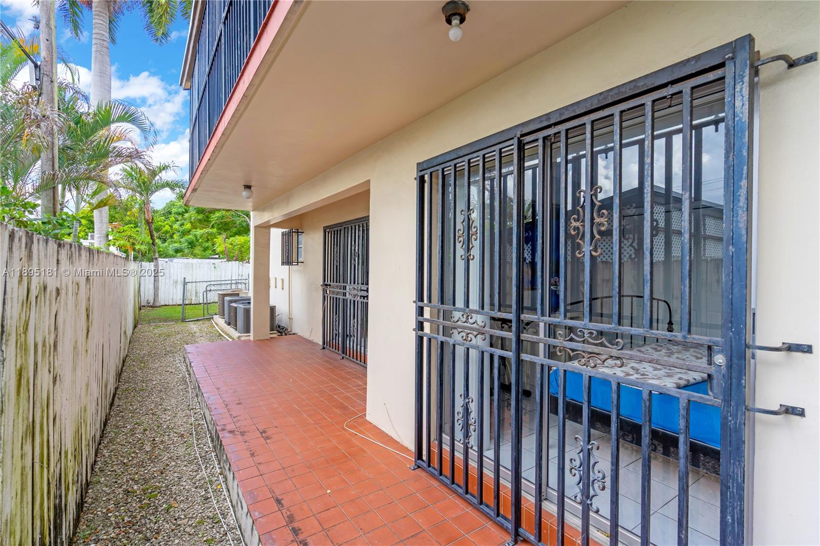 AMND MIAMI SUBURBAN ACRES - Residential Income