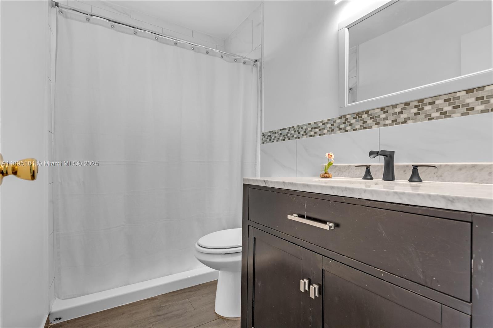 AMND MIAMI SUBURBAN ACRES - Residential Income