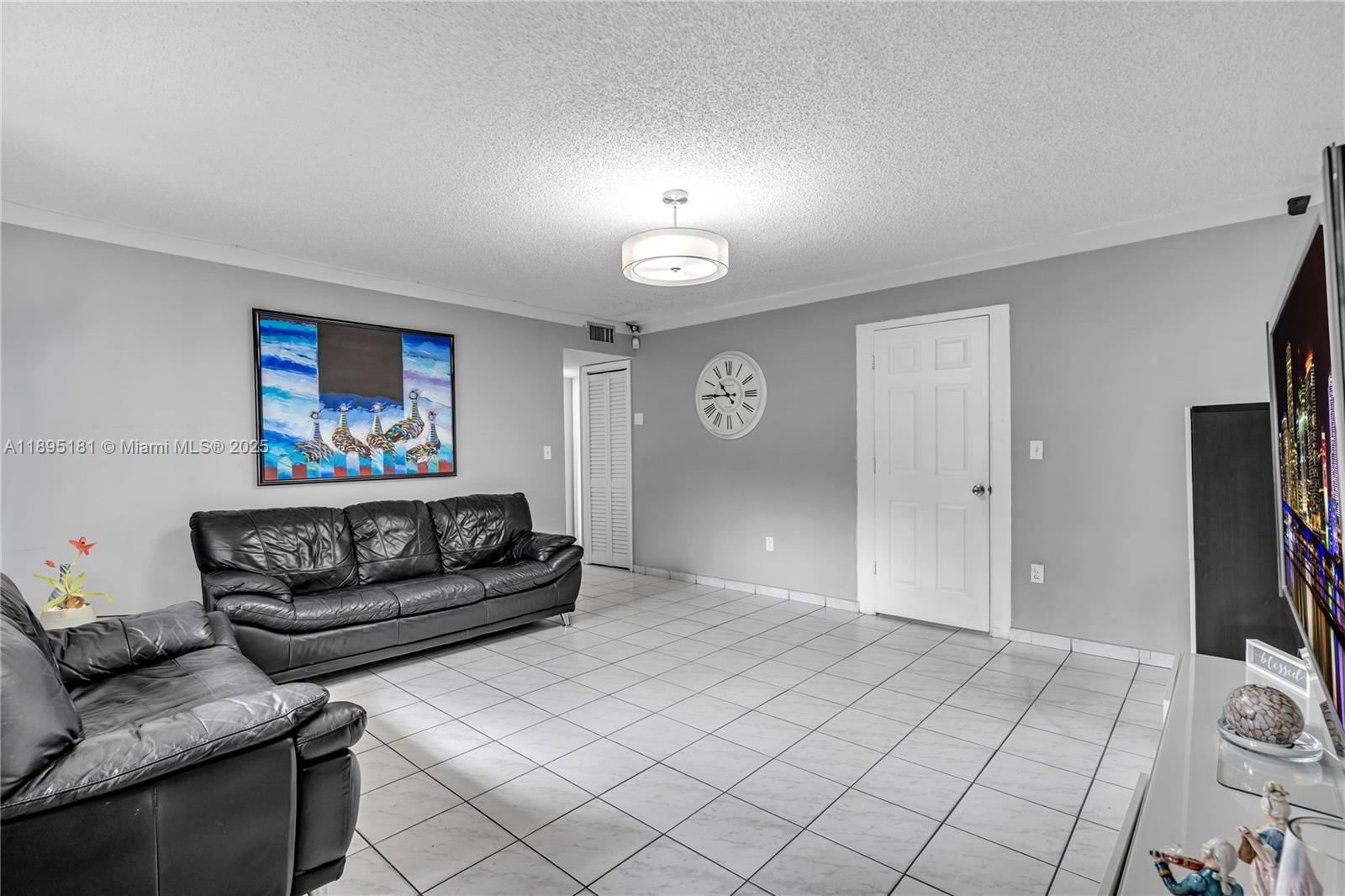 AMND MIAMI SUBURBAN ACRES - Residential Income