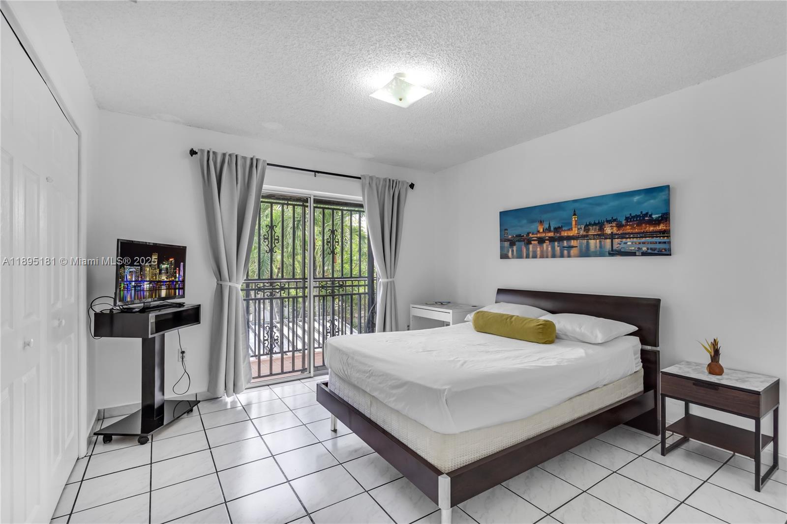 AMND MIAMI SUBURBAN ACRES - Residential Income