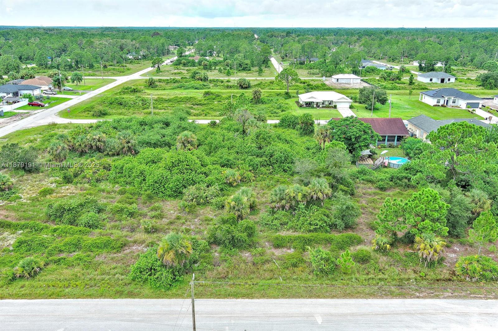 LEHIGH ACRES - Land