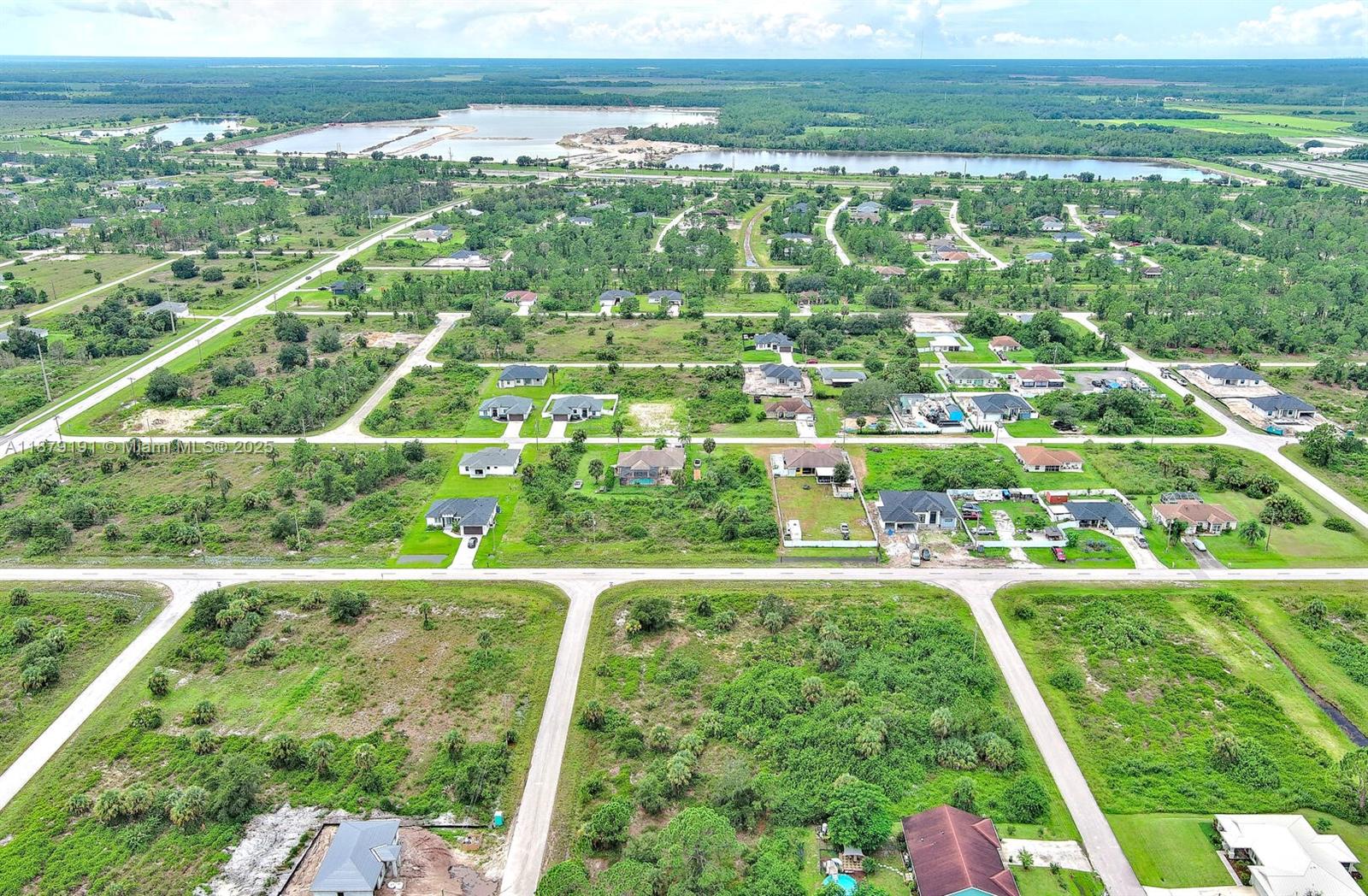 LEHIGH ACRES - Land