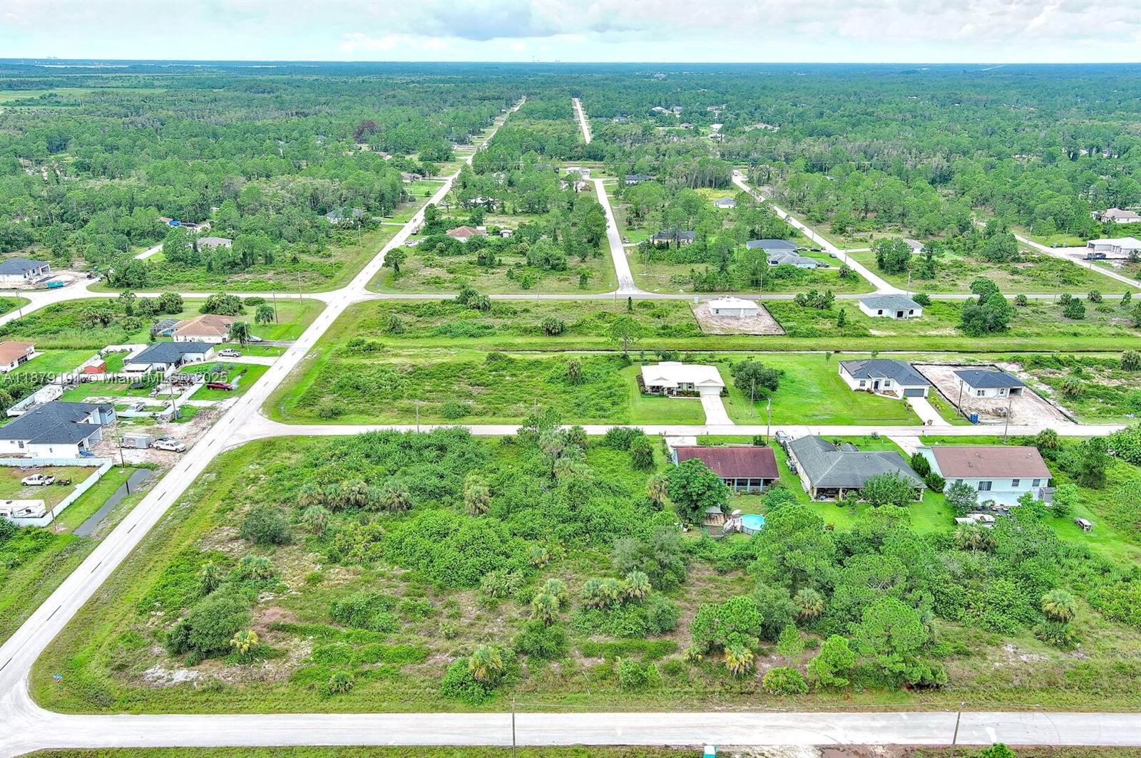 LEHIGH ACRES - Land