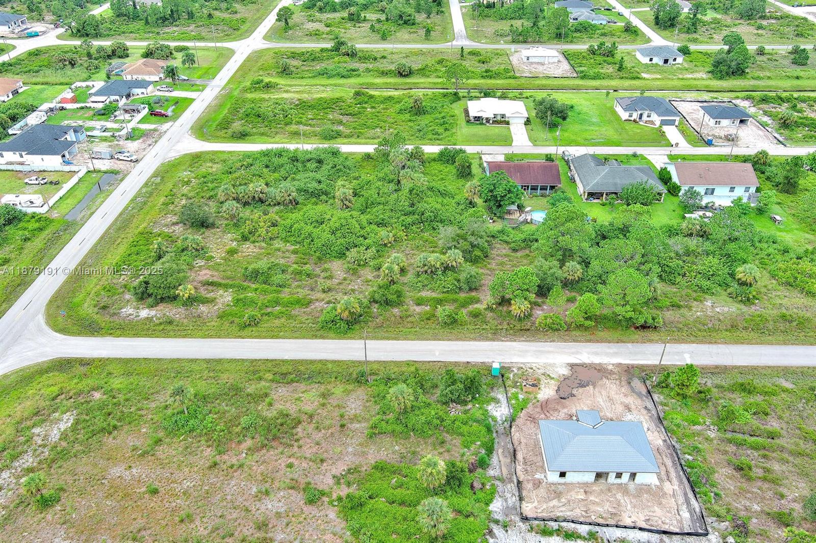 LEHIGH ACRES - Land