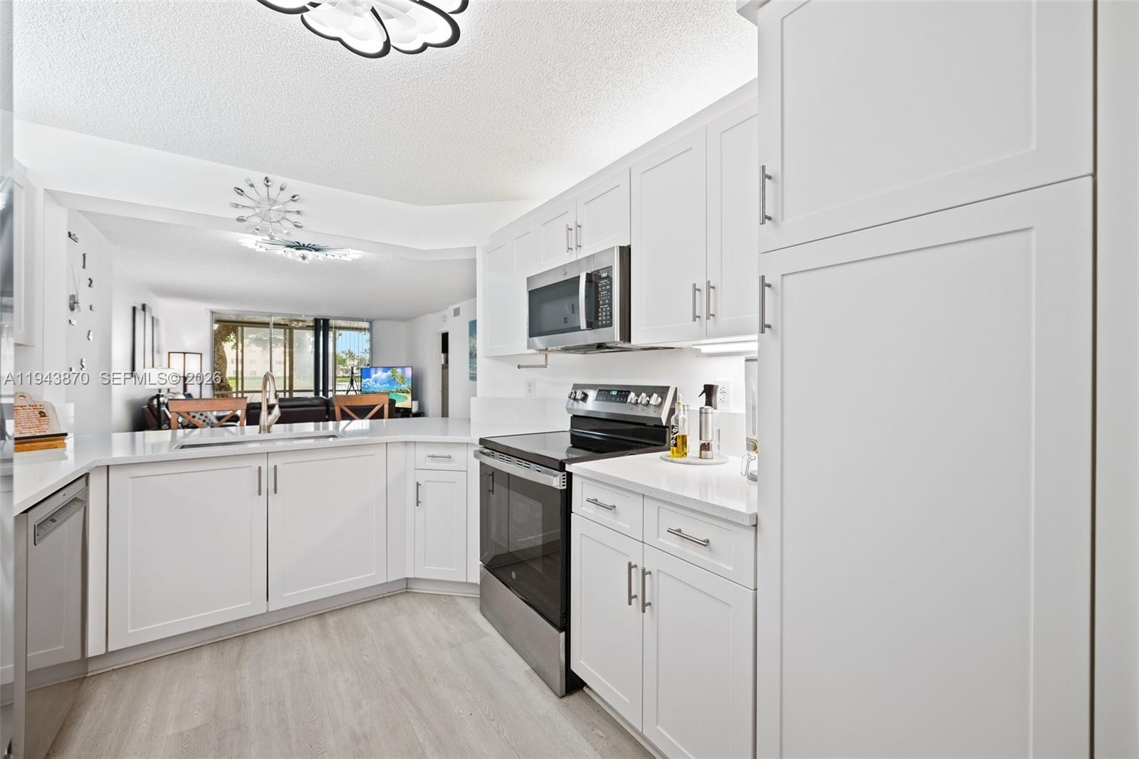 TRENT CONDOMINIUM - Residential