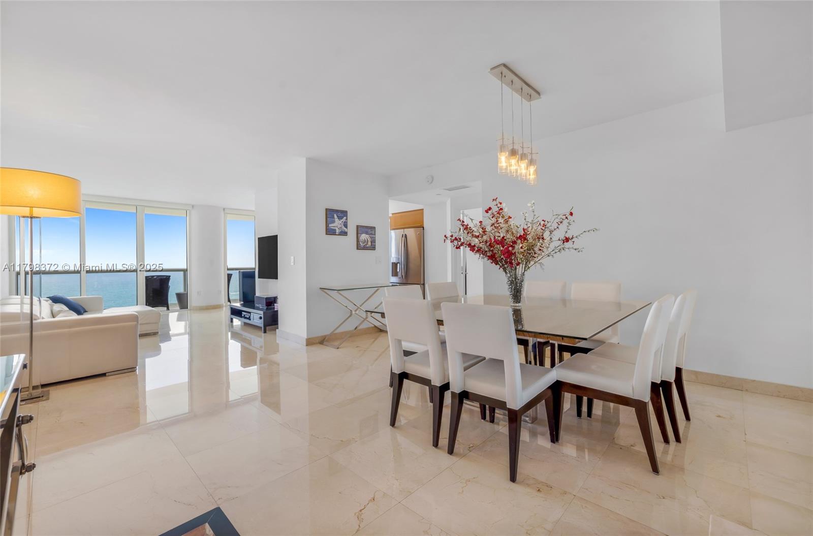 6365 Collins Ave 3202