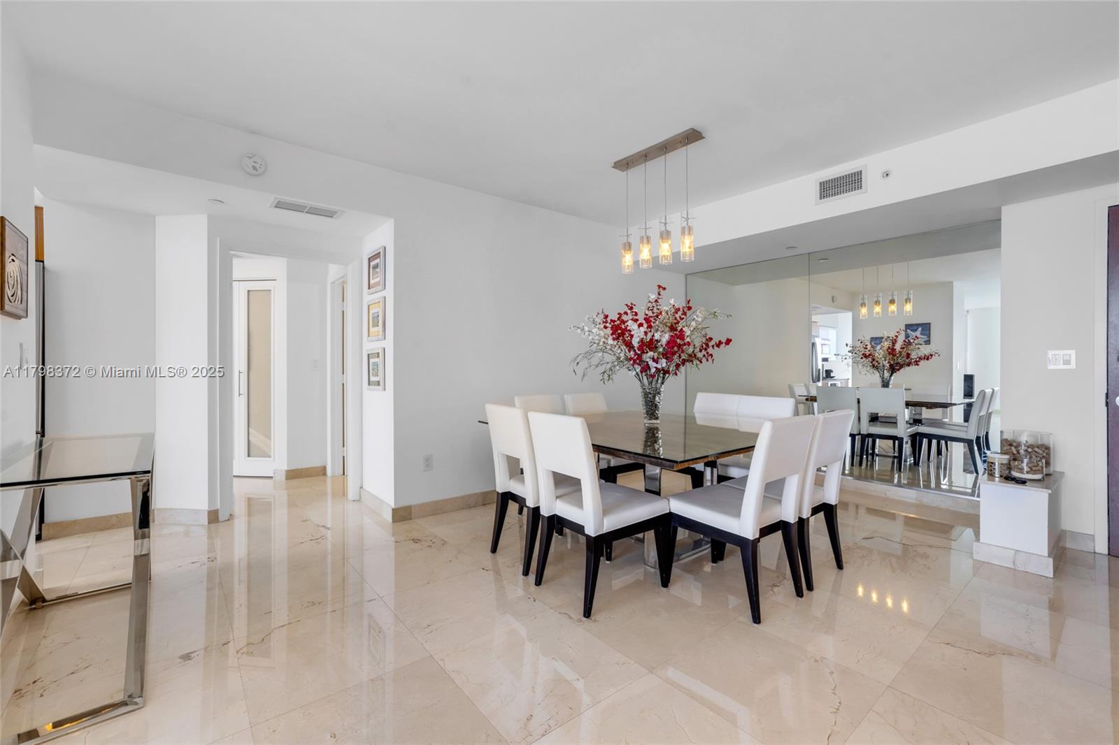 6365 Collins Ave 3202