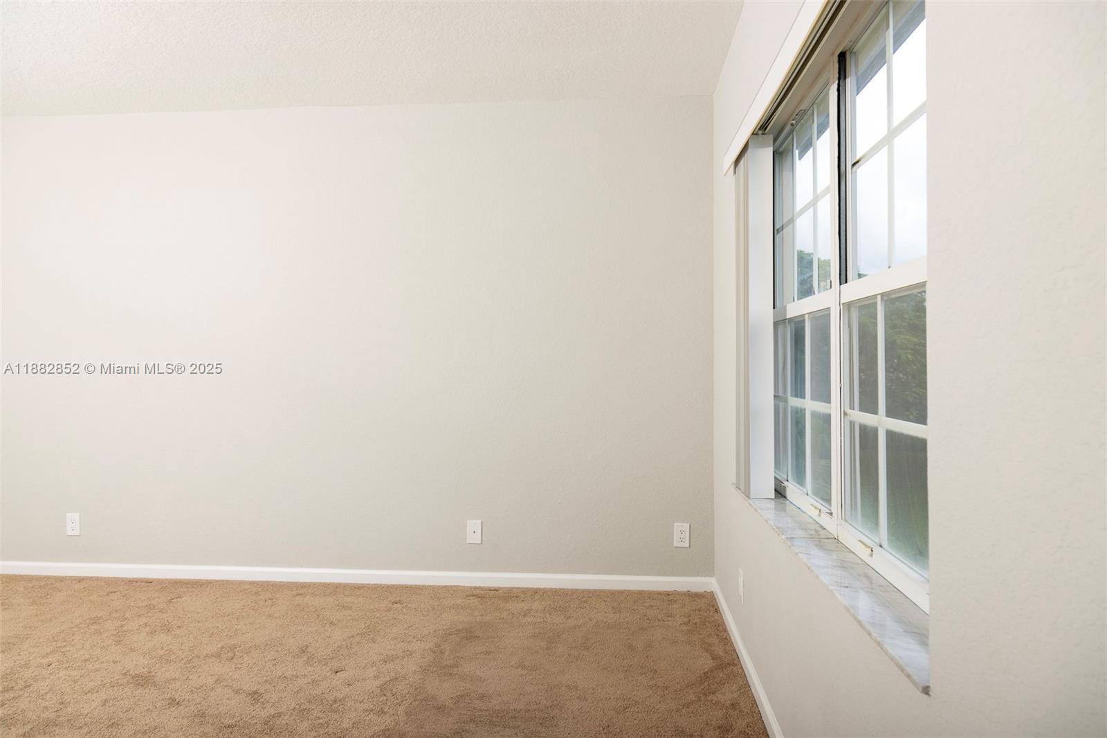 INVERRARY VILLAGE - Residential Lease