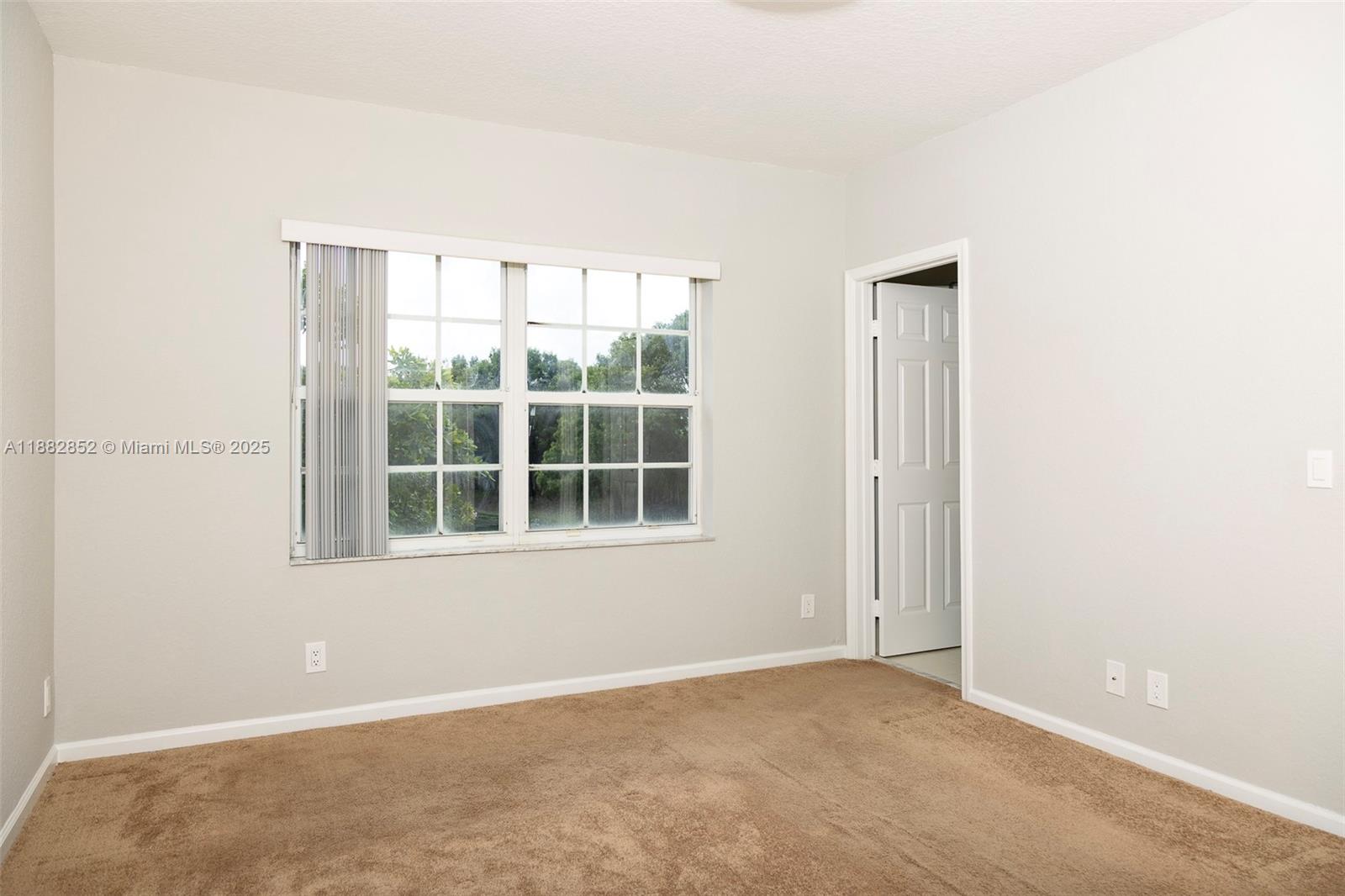 INVERRARY VILLAGE - Residential Lease