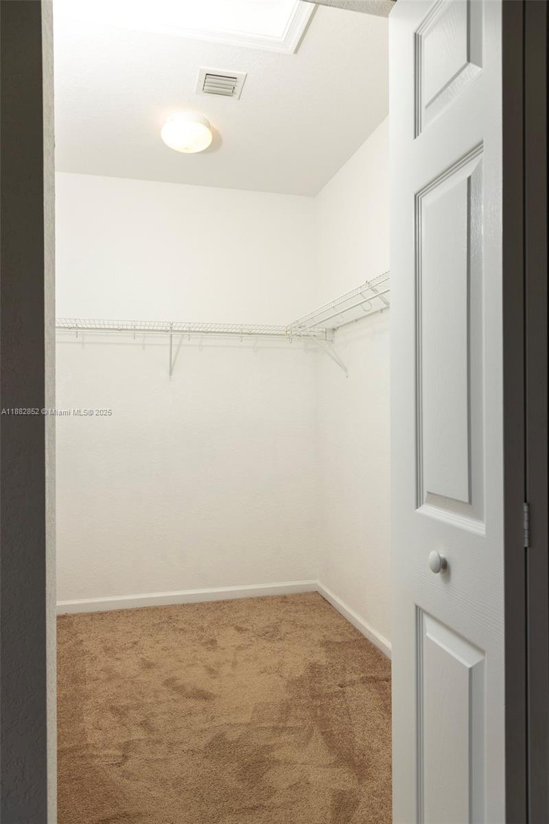 INVERRARY VILLAGE - Residential Lease