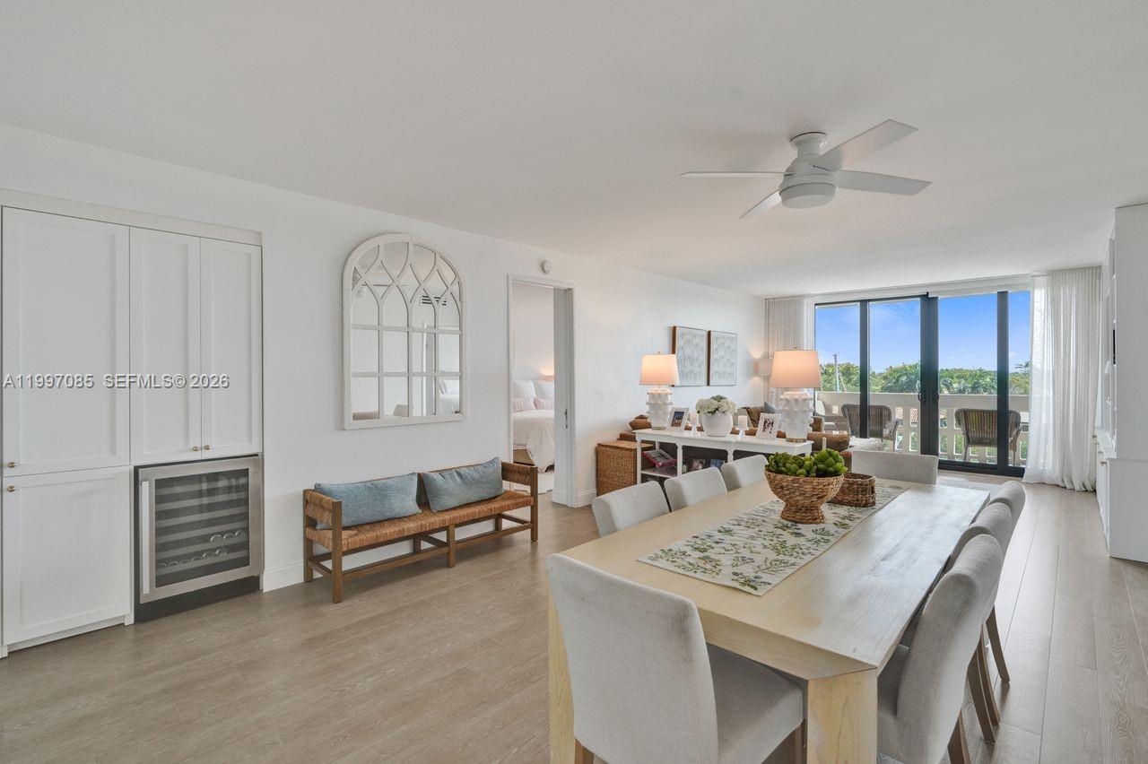 GABLES WATERWAY TOWERS CO - Residential