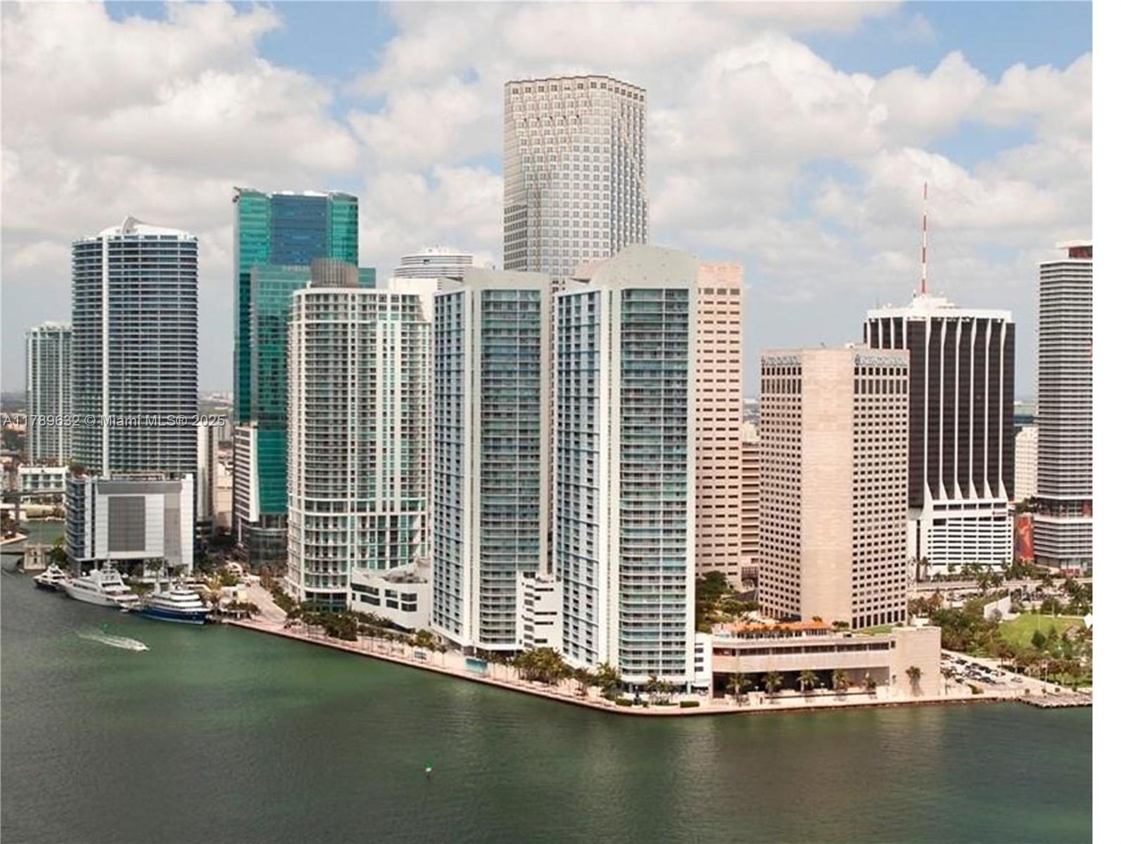 Property for Sale at 335 S Biscayne Blvd 1904, Miami, Broward County, Florida - Bedrooms: 1 
Bathrooms: 1  - $465,000