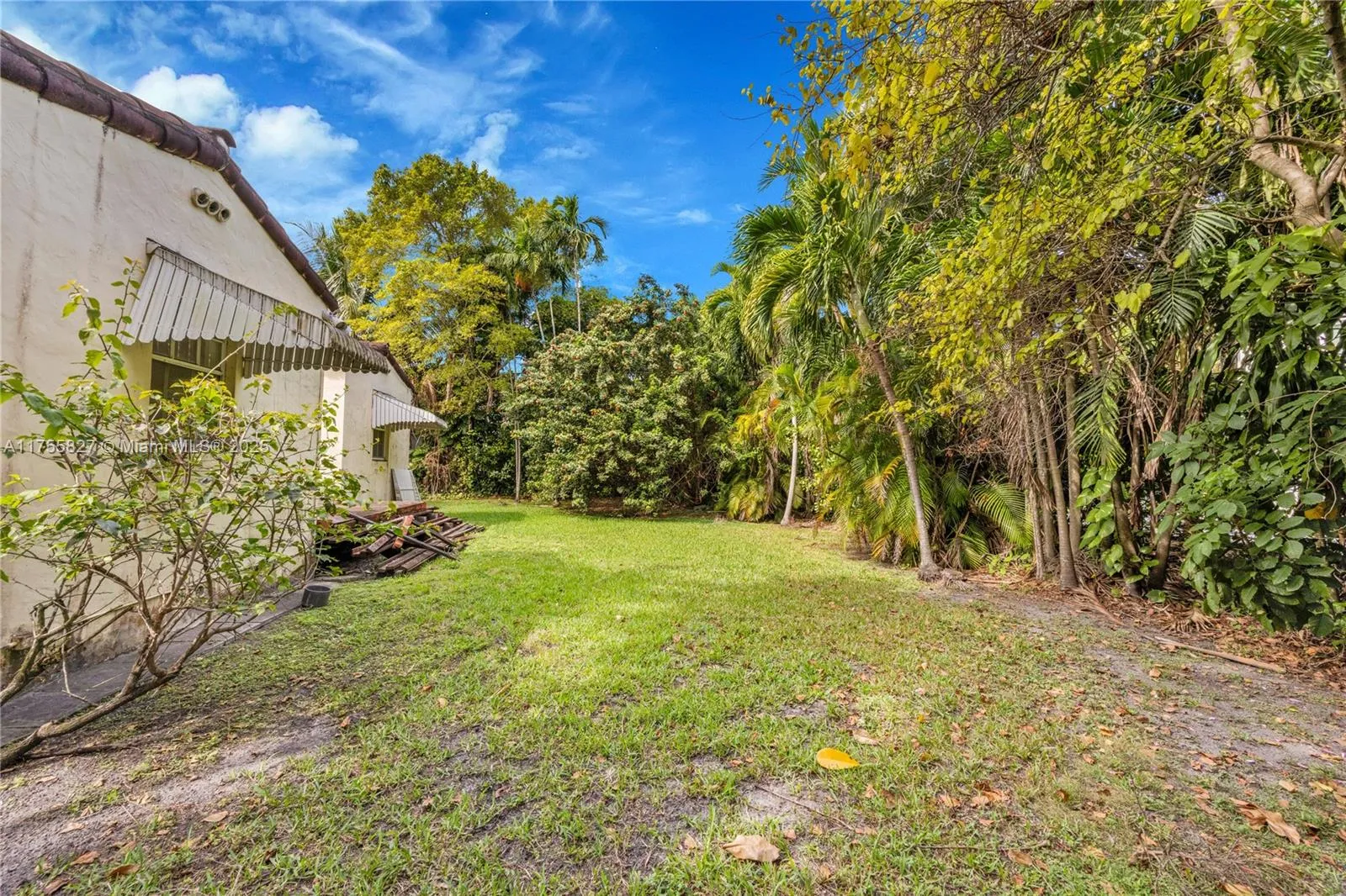 Coral Gables, Florida 33134, United States, 5 Bedrooms Bedrooms, ,3 BathroomsBathrooms,Residential,Pending,81839