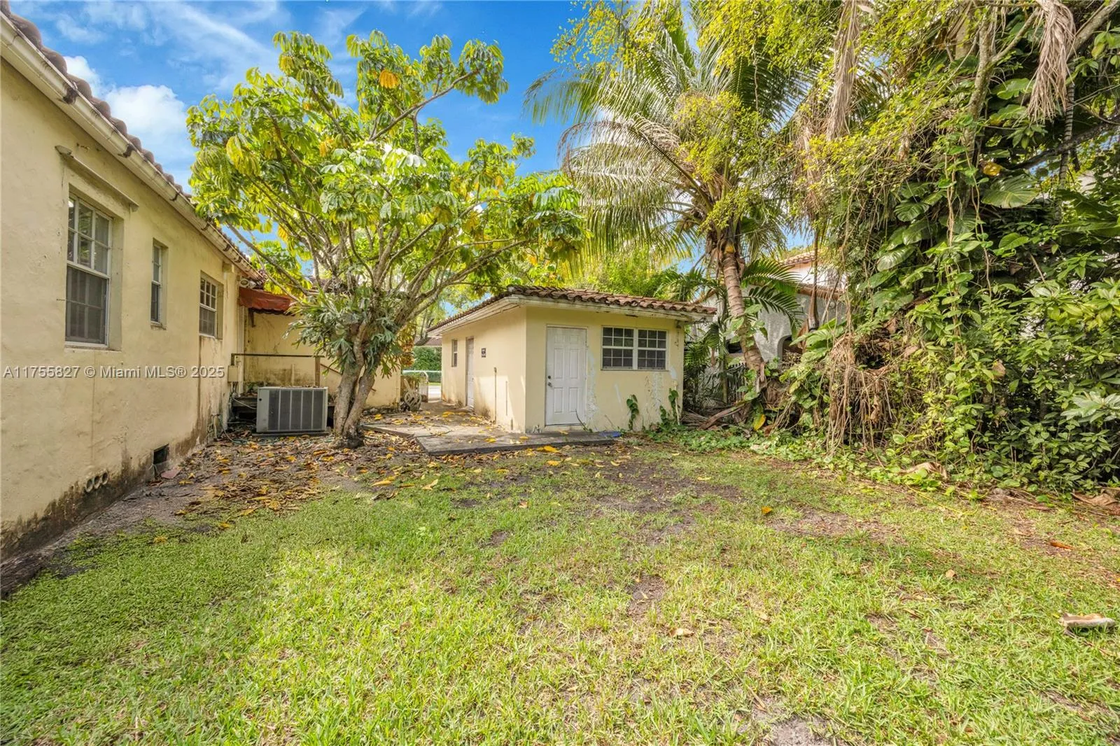 Coral Gables, Florida 33134, United States, 5 Bedrooms Bedrooms, ,3 BathroomsBathrooms,Residential,Pending,81839