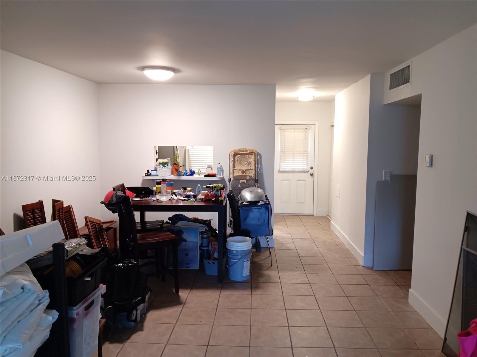 KAHLUA GARDENS CONDO - Residential