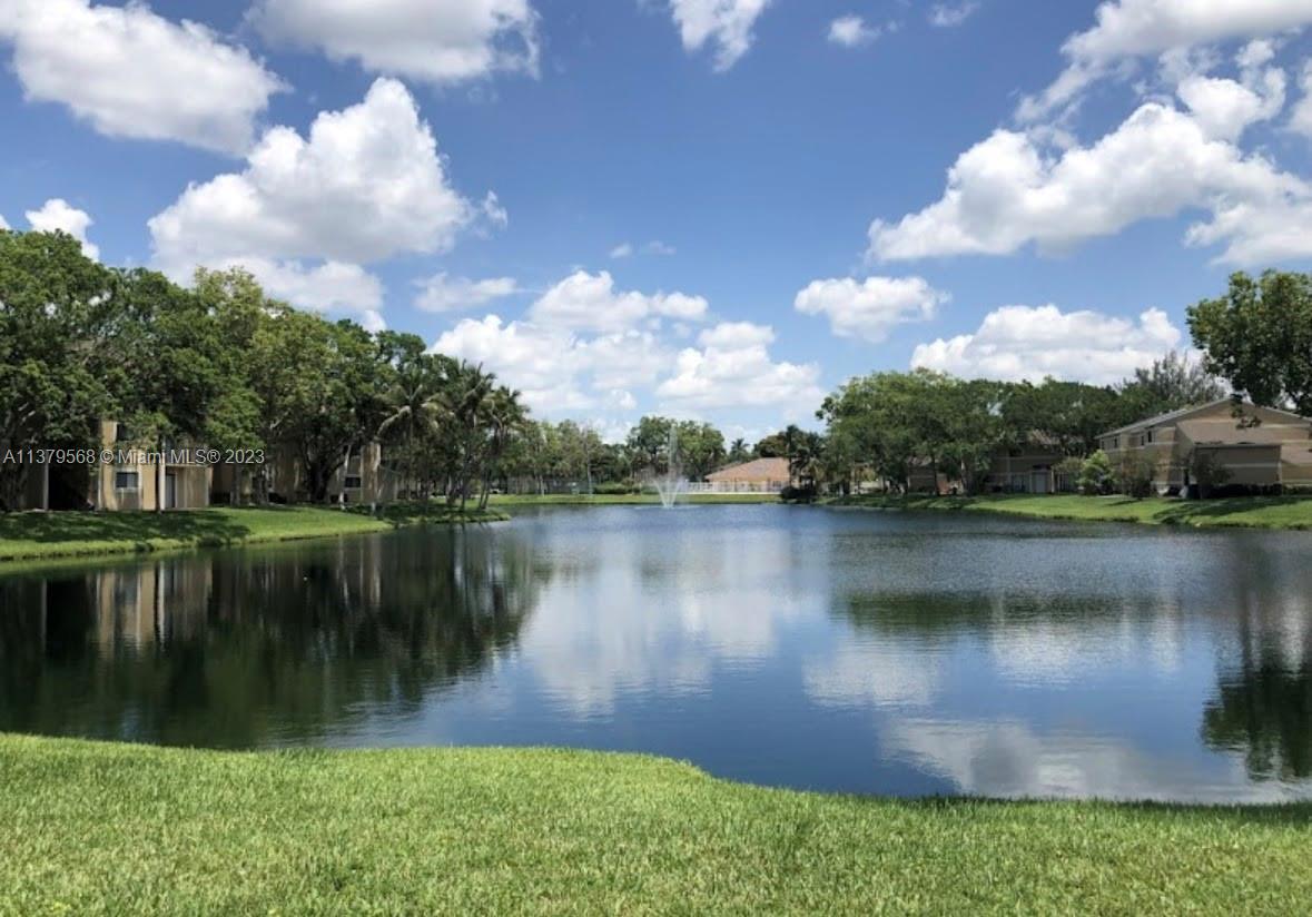 PALMS OF PEMBROKE CONDO - Residential