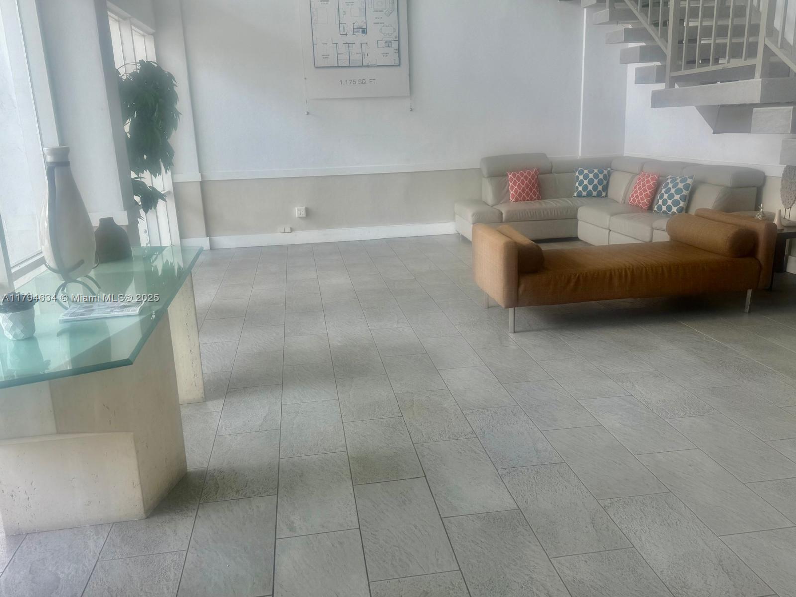 MONTECARLO CONDO - Residential