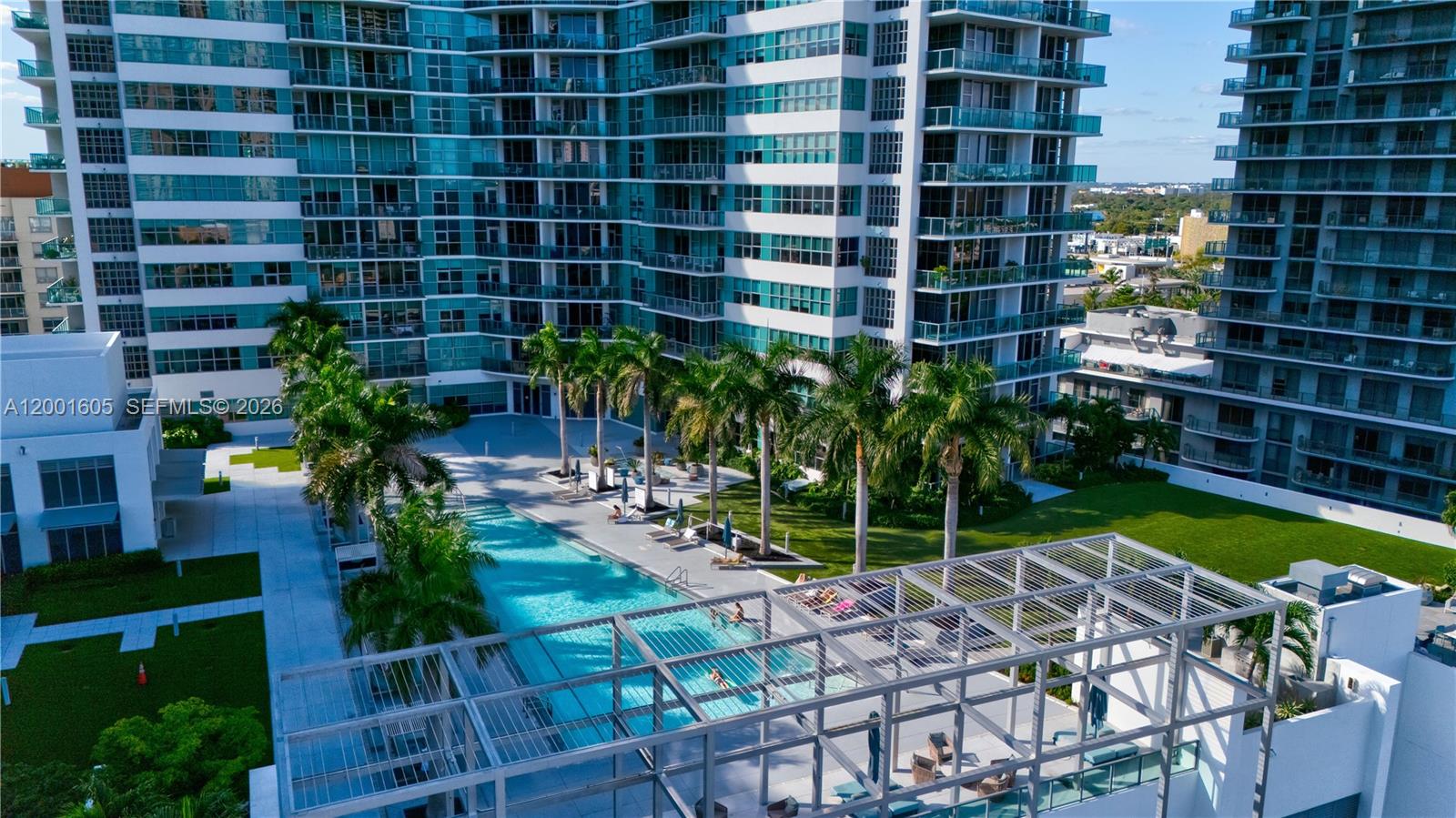 FOUR MIDTOWN MIAMI CONDO - Residential