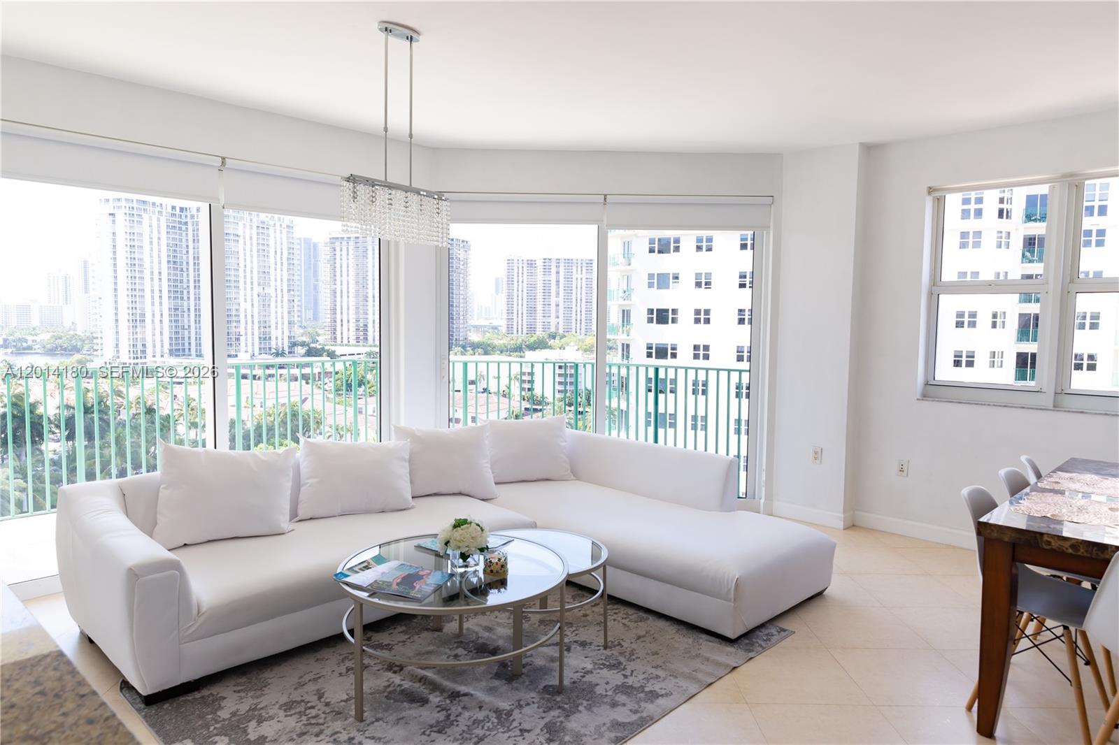 TURNBERRY VLG NO TOWER CO - Residential Lease