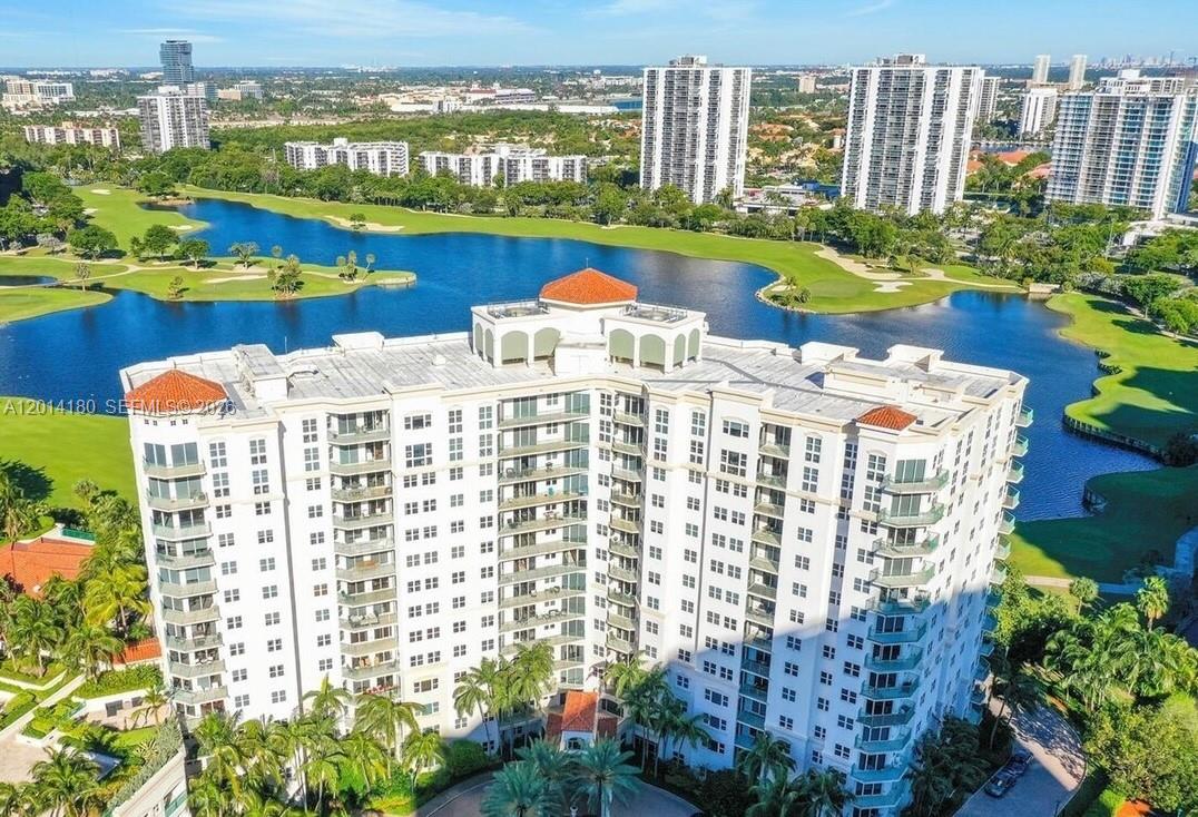 TURNBERRY VLG NO TOWER CO - Residential Lease