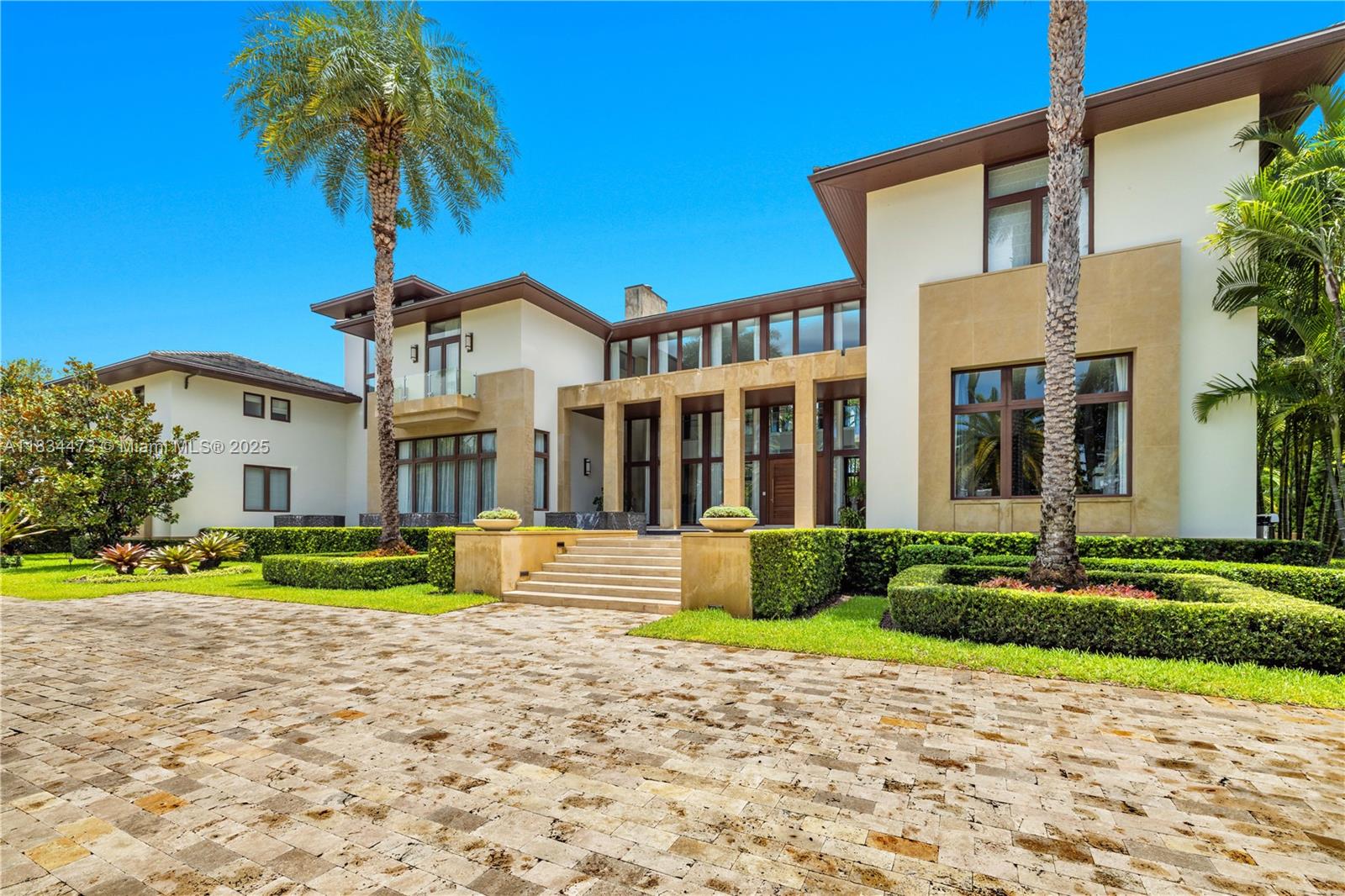 401 Arvida Pkwy