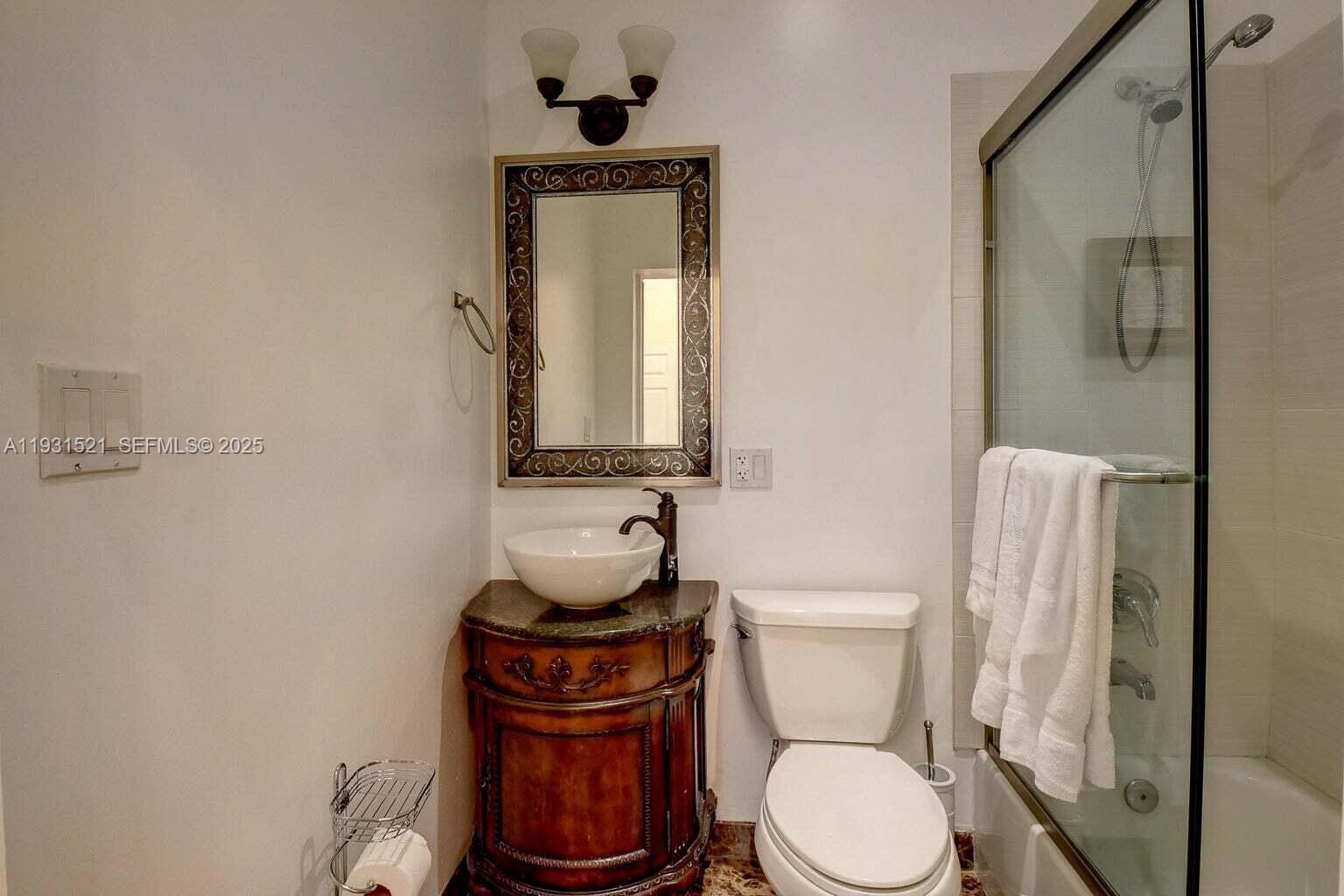 SPANISH VILLAGE - Residential Lease