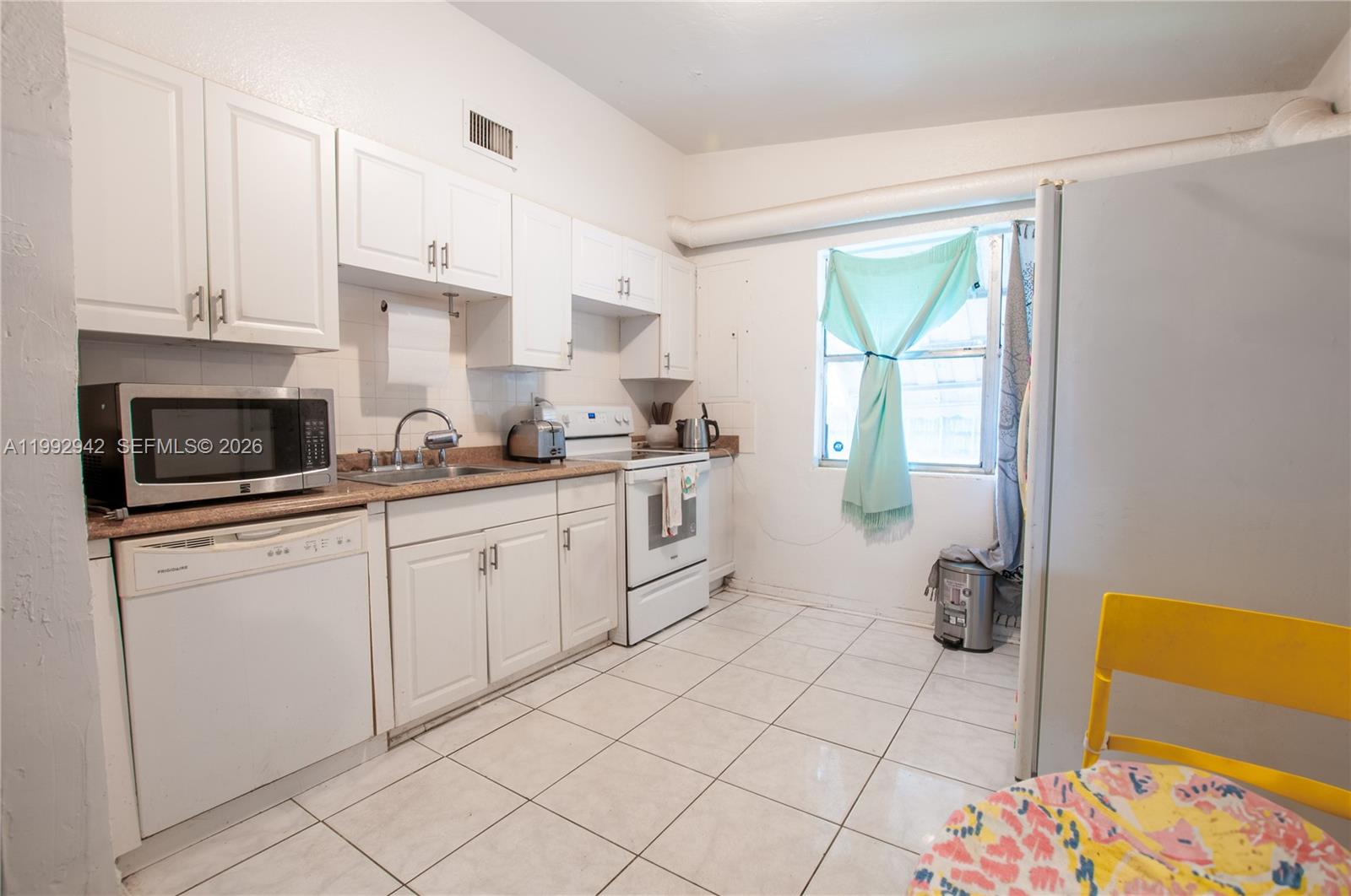 LAKE FOREST SEC 2 - Residential