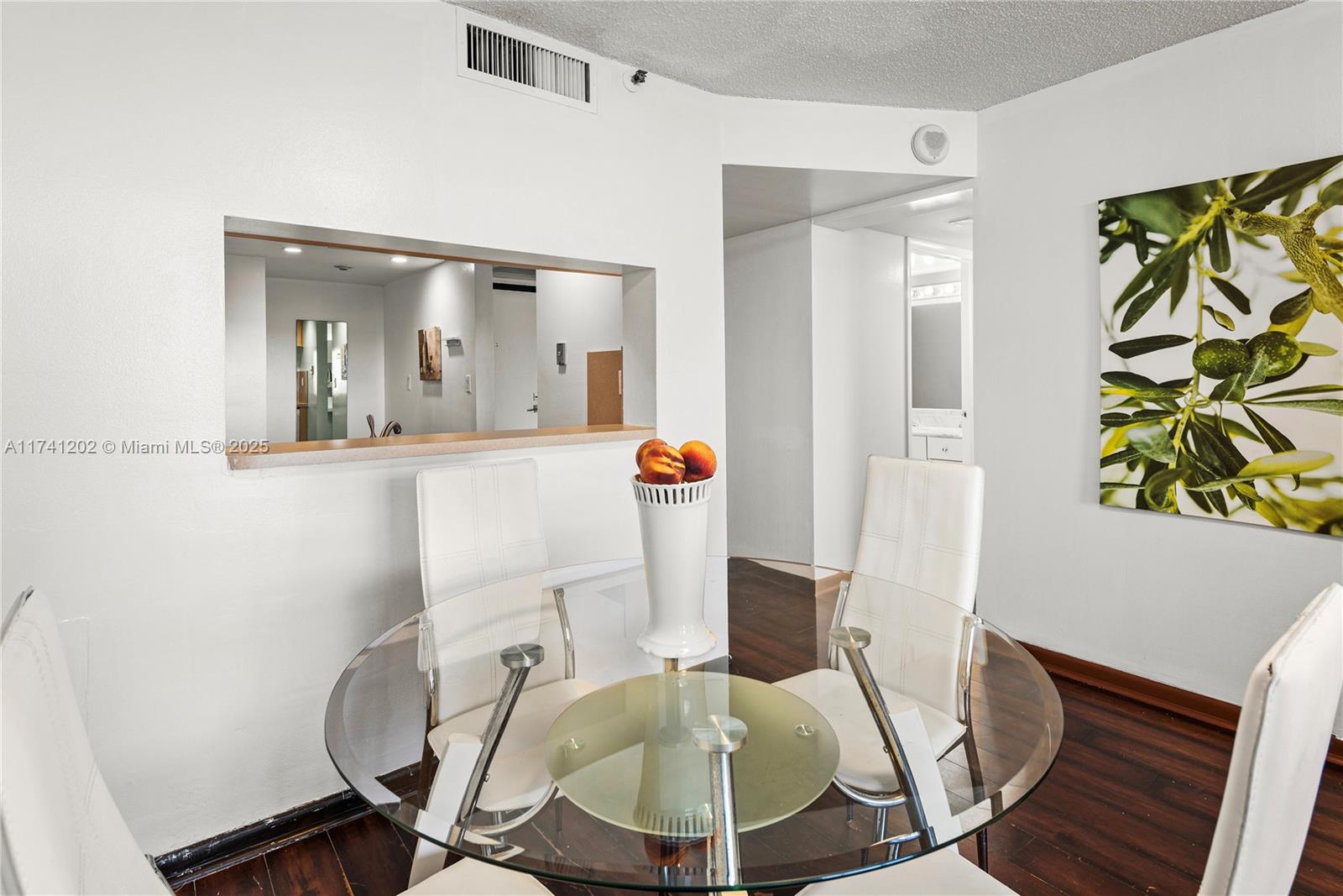 CLUB ATLANTIS CONDO - Residential