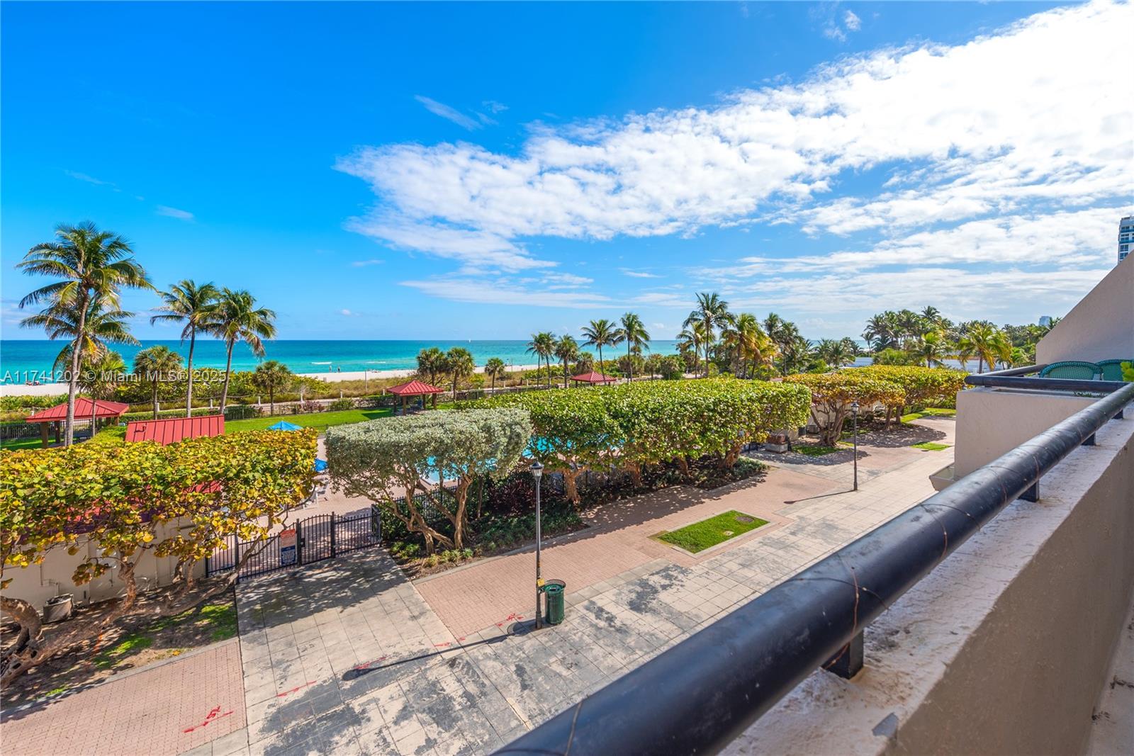 CLUB ATLANTIS CONDO - Residential
