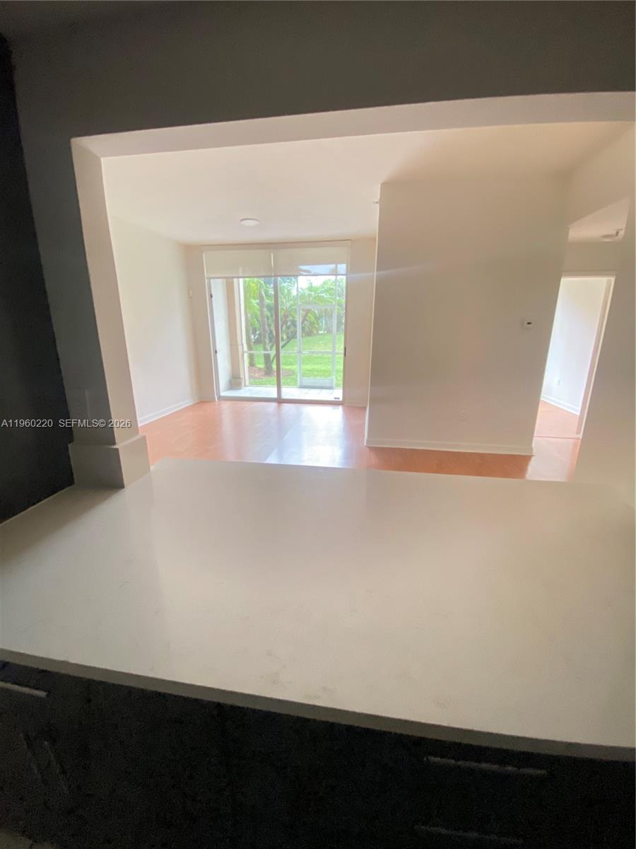 DORAL HOUSE CONDO NO 1 - Residential