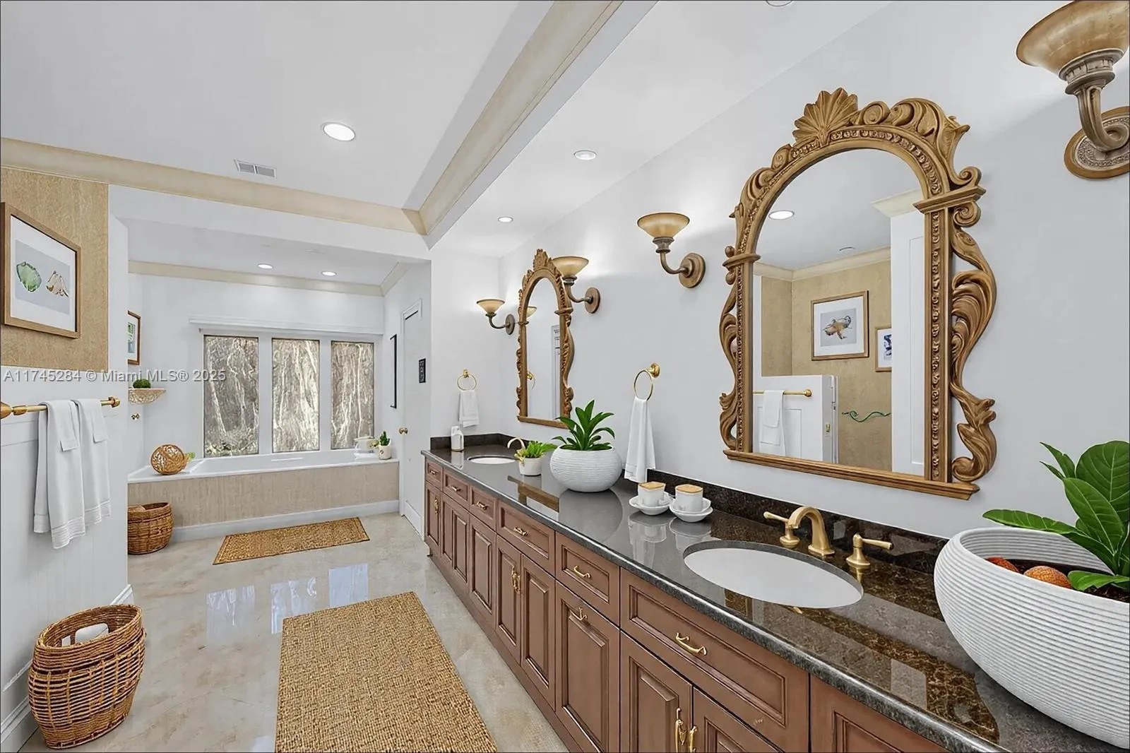 Coral Gables, Florida 33146, United States, 5 Bedrooms Bedrooms, ,5 BathroomsBathrooms,Residential,Active,4020