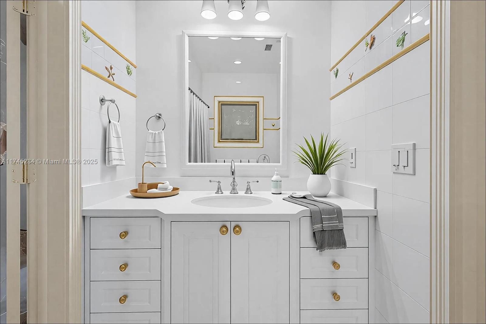 CORAL GABLES RIVIERA SEC - Residential