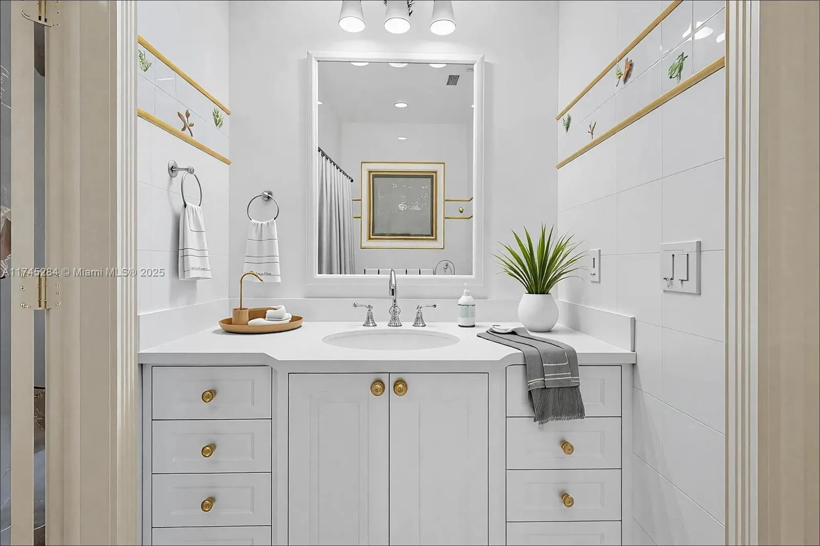 Coral Gables, Florida 33146, United States, 5 Bedrooms Bedrooms, ,5 BathroomsBathrooms,Residential,Active,4020