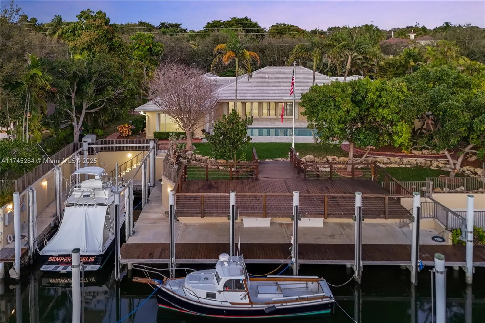 Coral Gables, Florida 33146, United States, 5 Bedrooms Bedrooms, ,5 BathroomsBathrooms,Residential,Active,4020