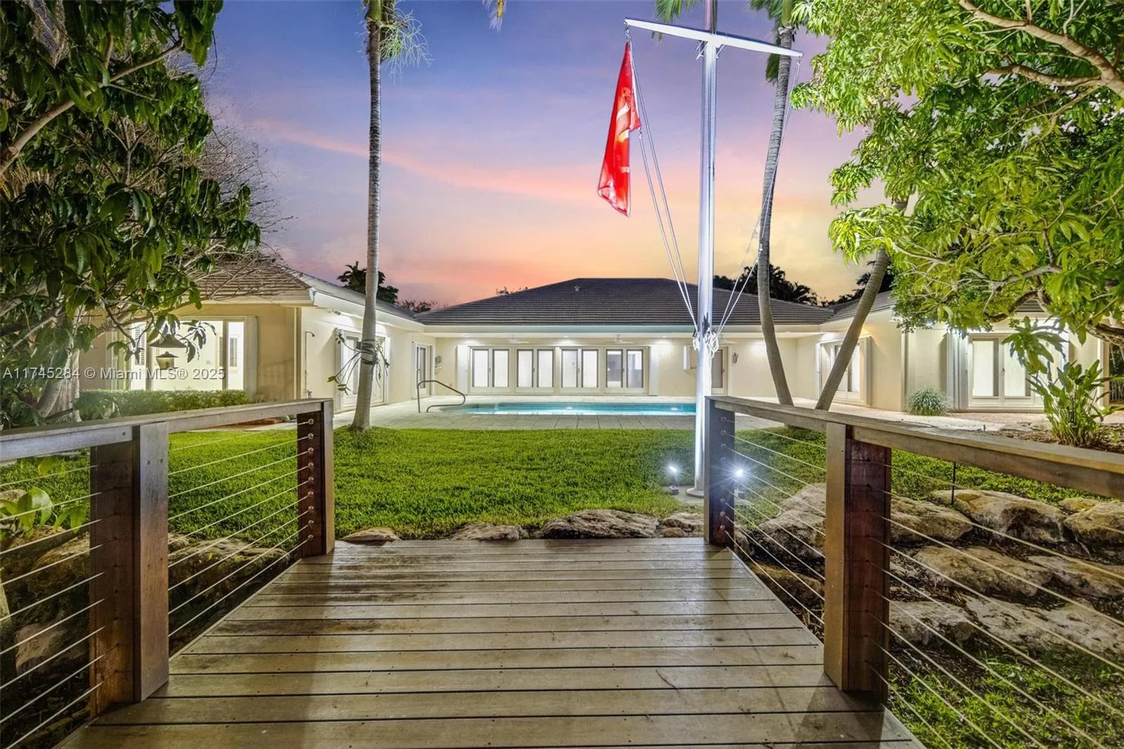 Coral Gables, Florida 33146, United States, 5 Bedrooms Bedrooms, ,5 BathroomsBathrooms,Residential,Active,4020