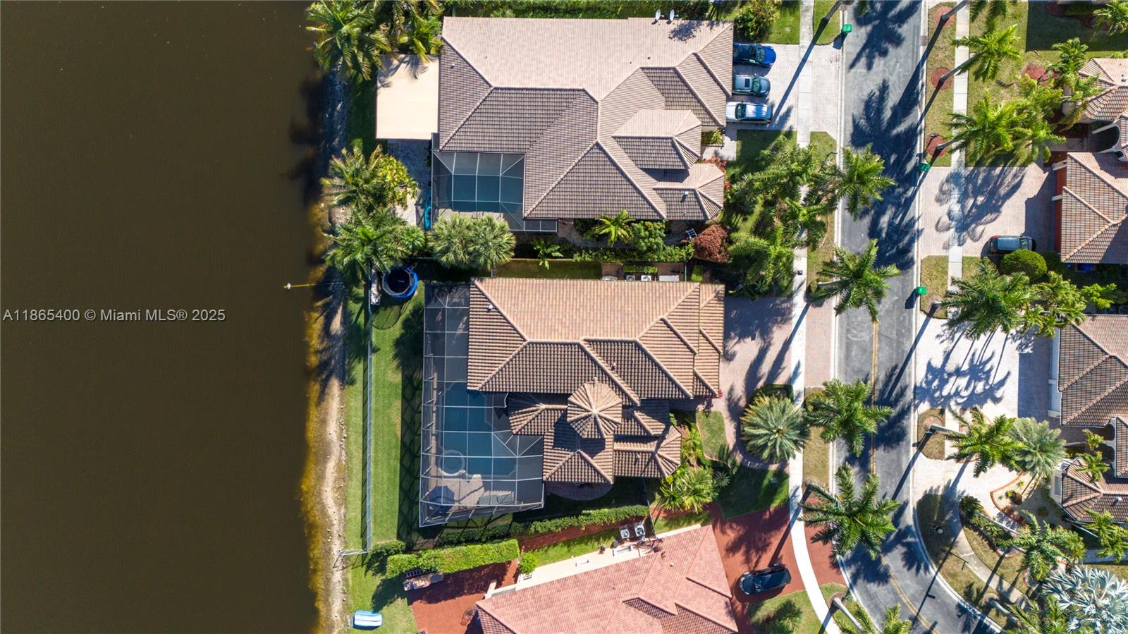 SUNSET LAKES PLAT ONE - Residential