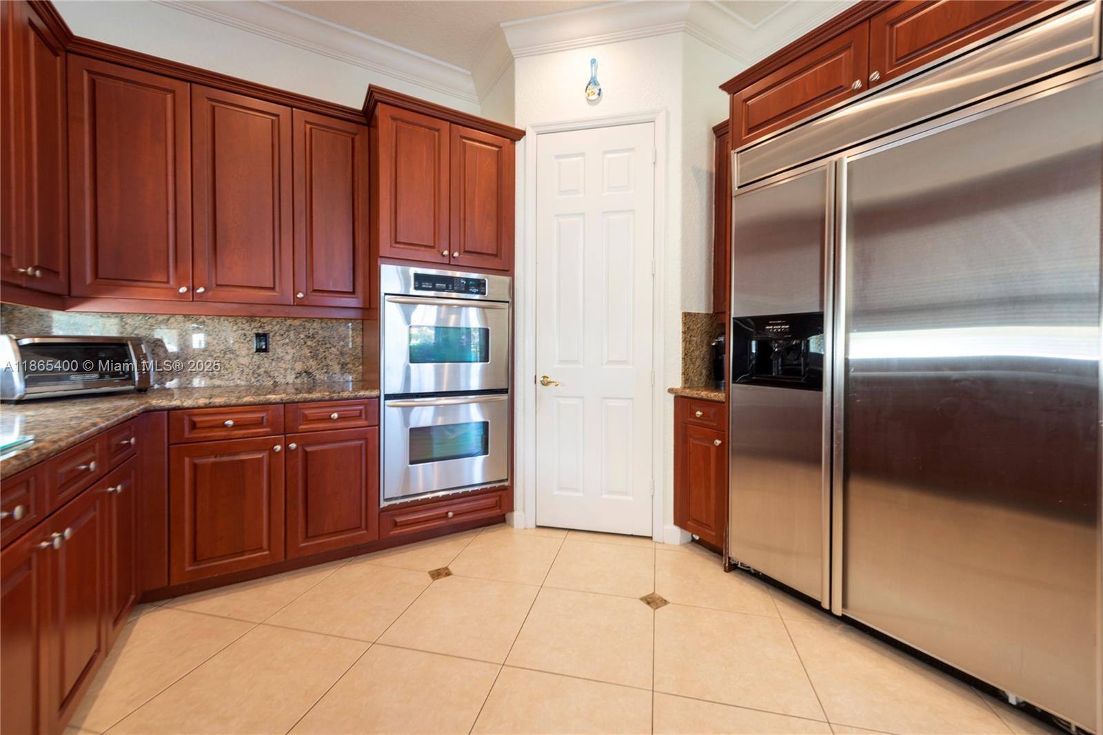 SUNSET LAKES PLAT ONE - Residential