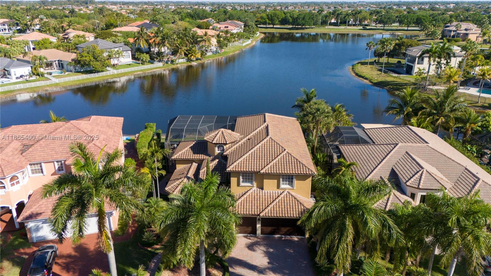 SUNSET LAKES PLAT ONE - Residential