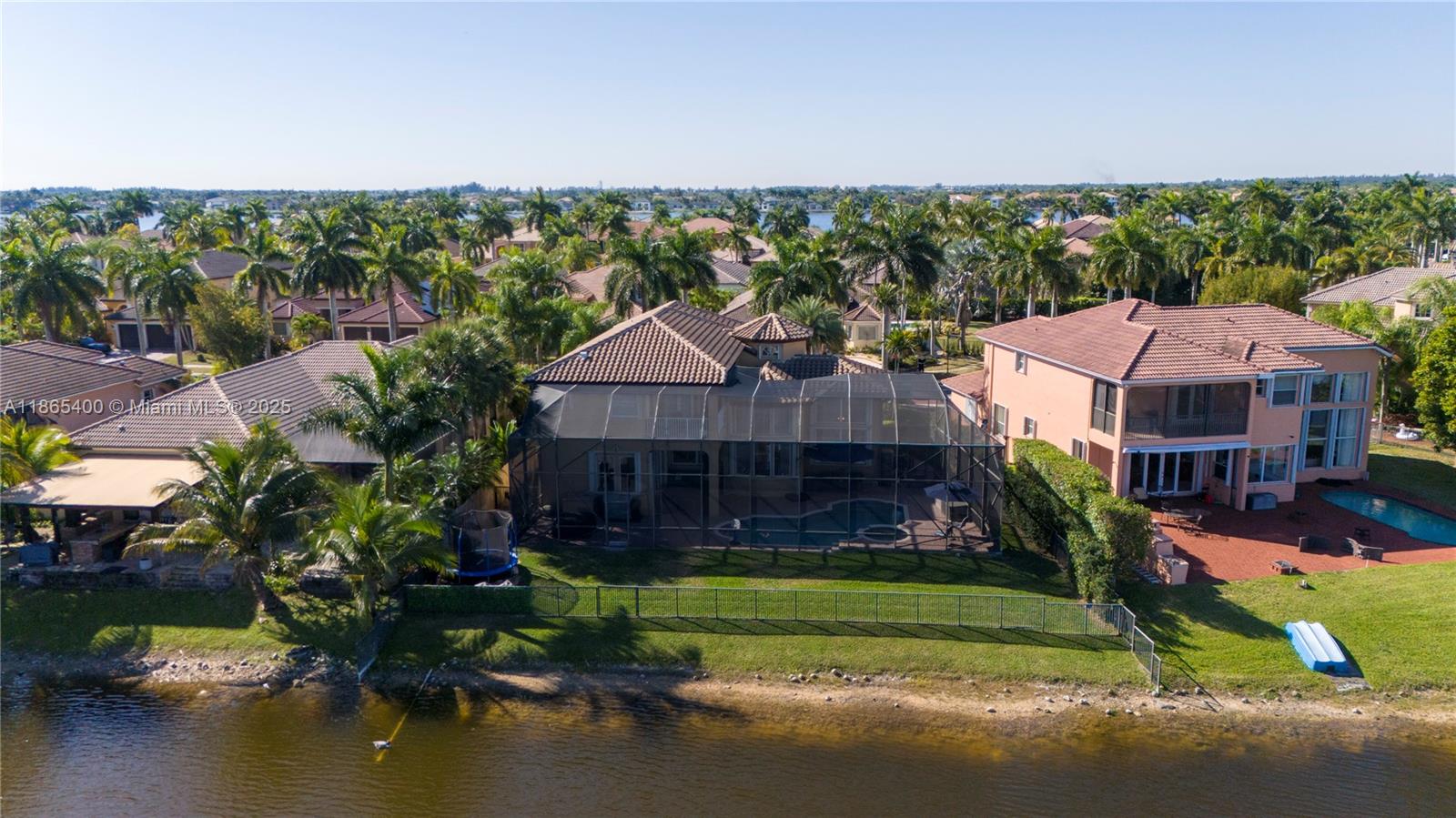 SUNSET LAKES PLAT ONE - Residential