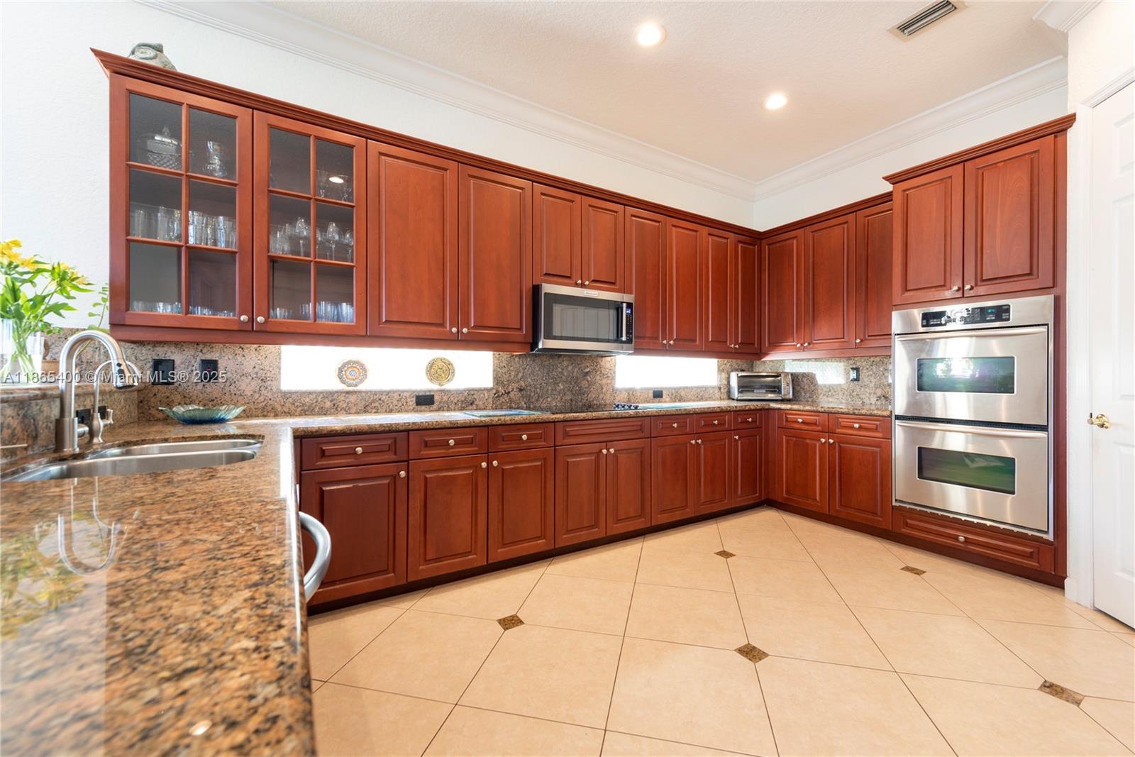 SUNSET LAKES PLAT ONE - Residential