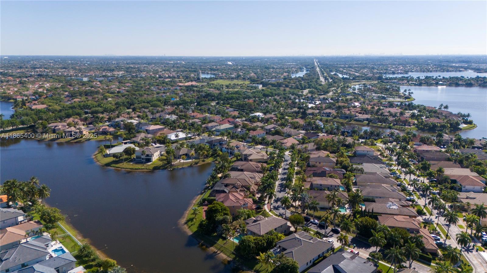 SUNSET LAKES PLAT ONE - Residential