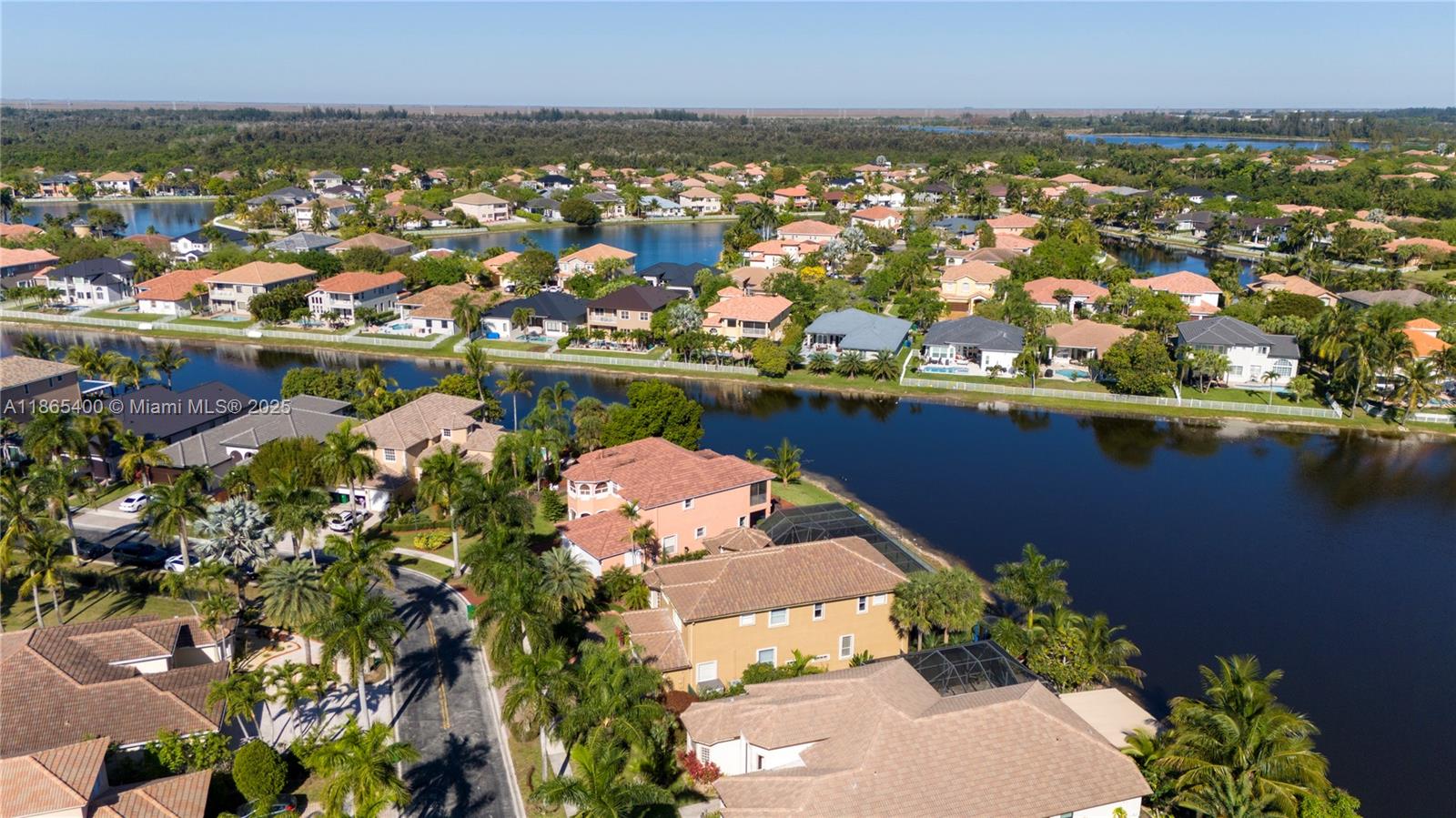 SUNSET LAKES PLAT ONE - Residential
