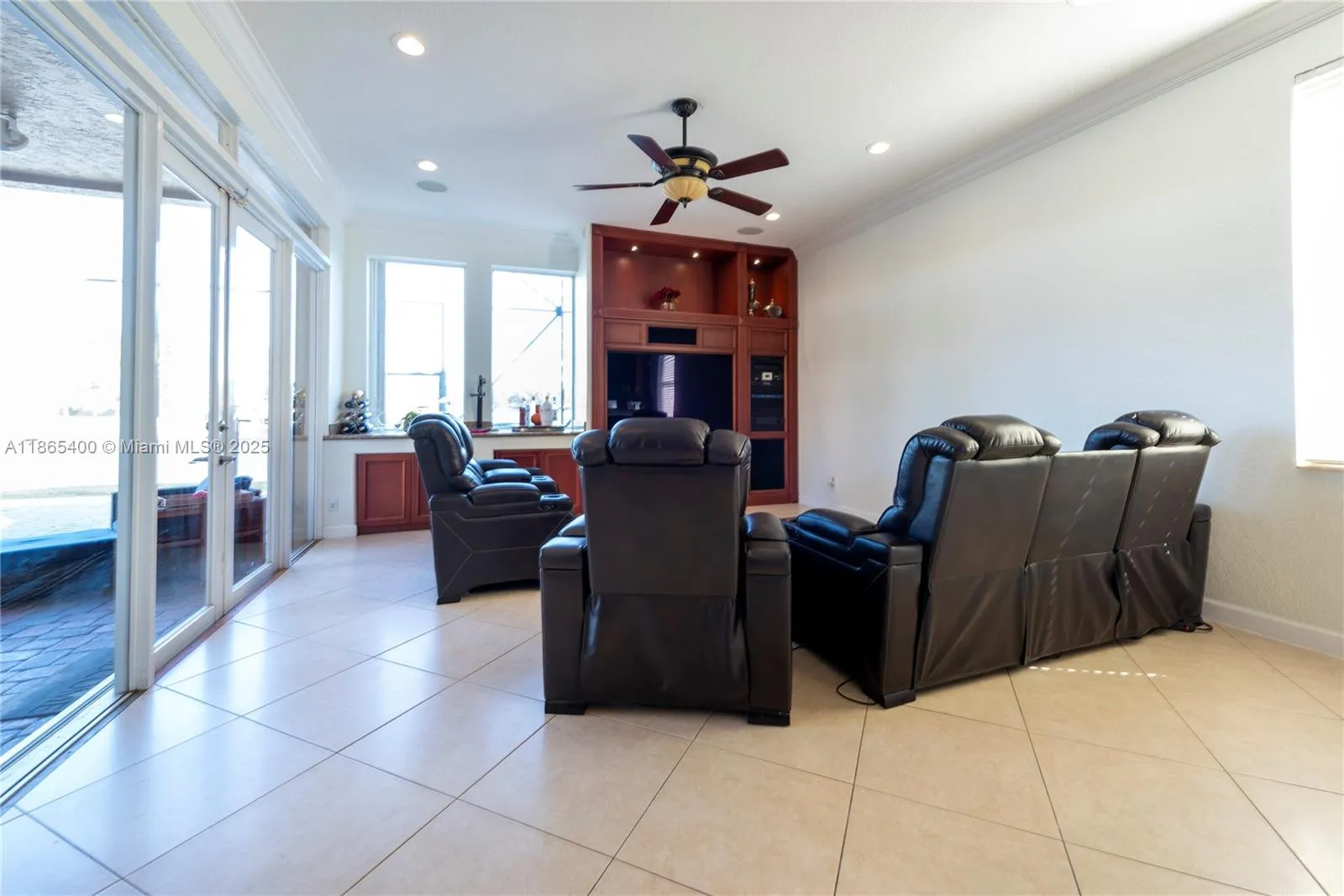 Miramar, Florida, 33029, United States, 6 Bedrooms Bedrooms, ,5 BathroomsBathrooms,Residential,Active,1922755