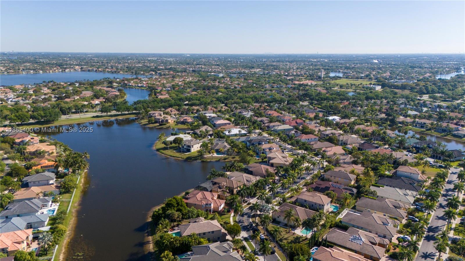 SUNSET LAKES PLAT ONE - Residential